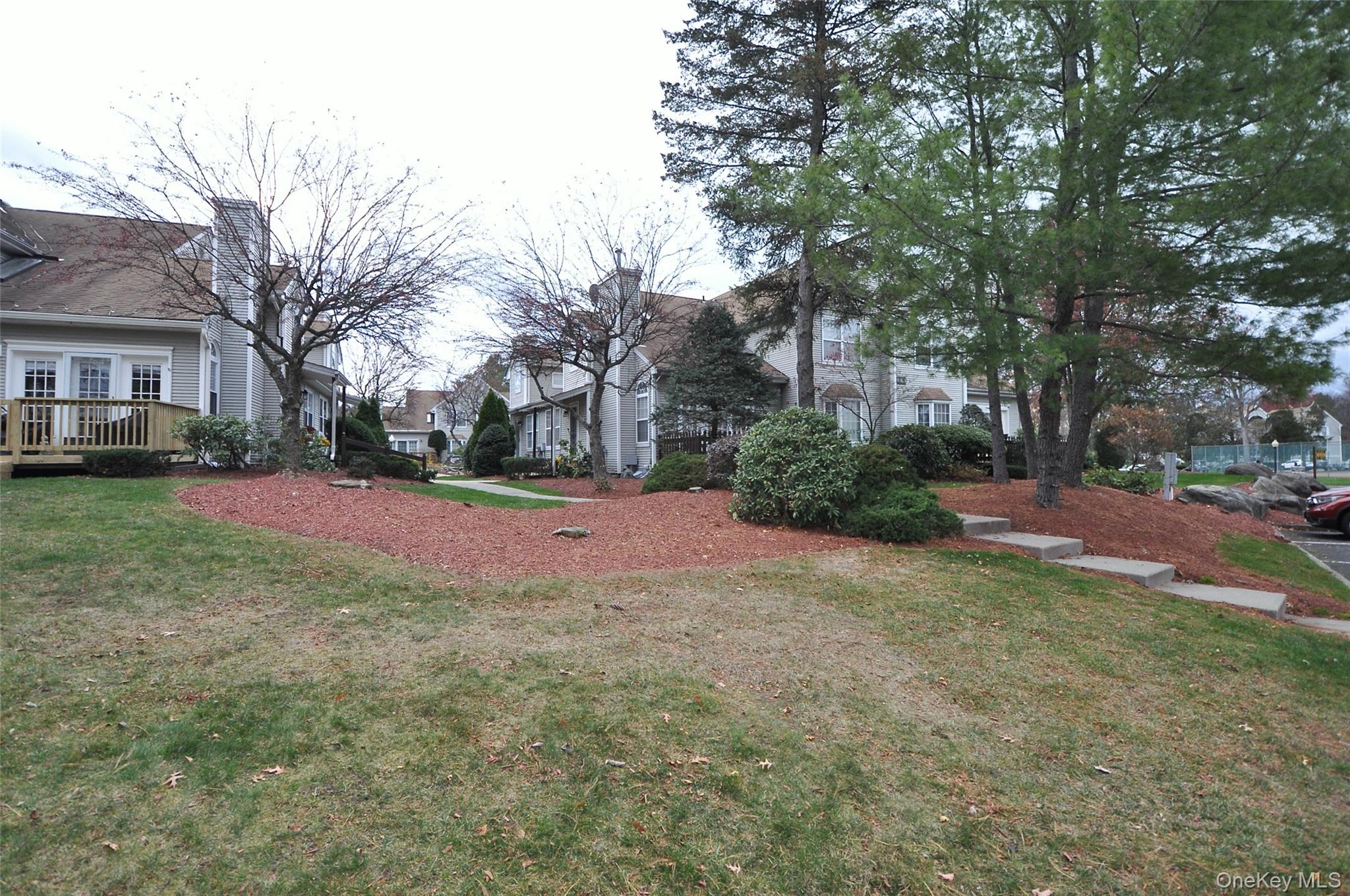 #4 photo, 1067 Washington Green, New Windsor , NY 12553