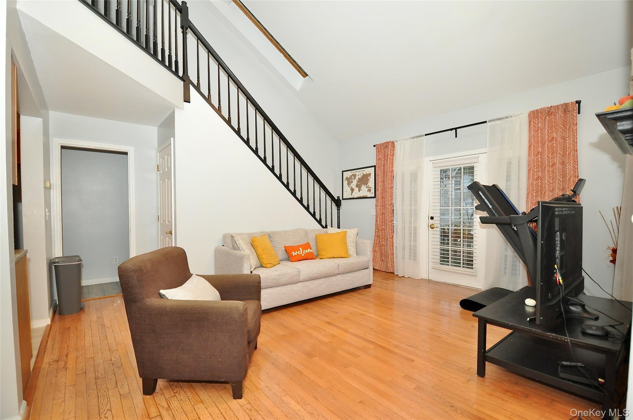 #7 photo, 1067 Washington Green, New Windsor , NY 12553