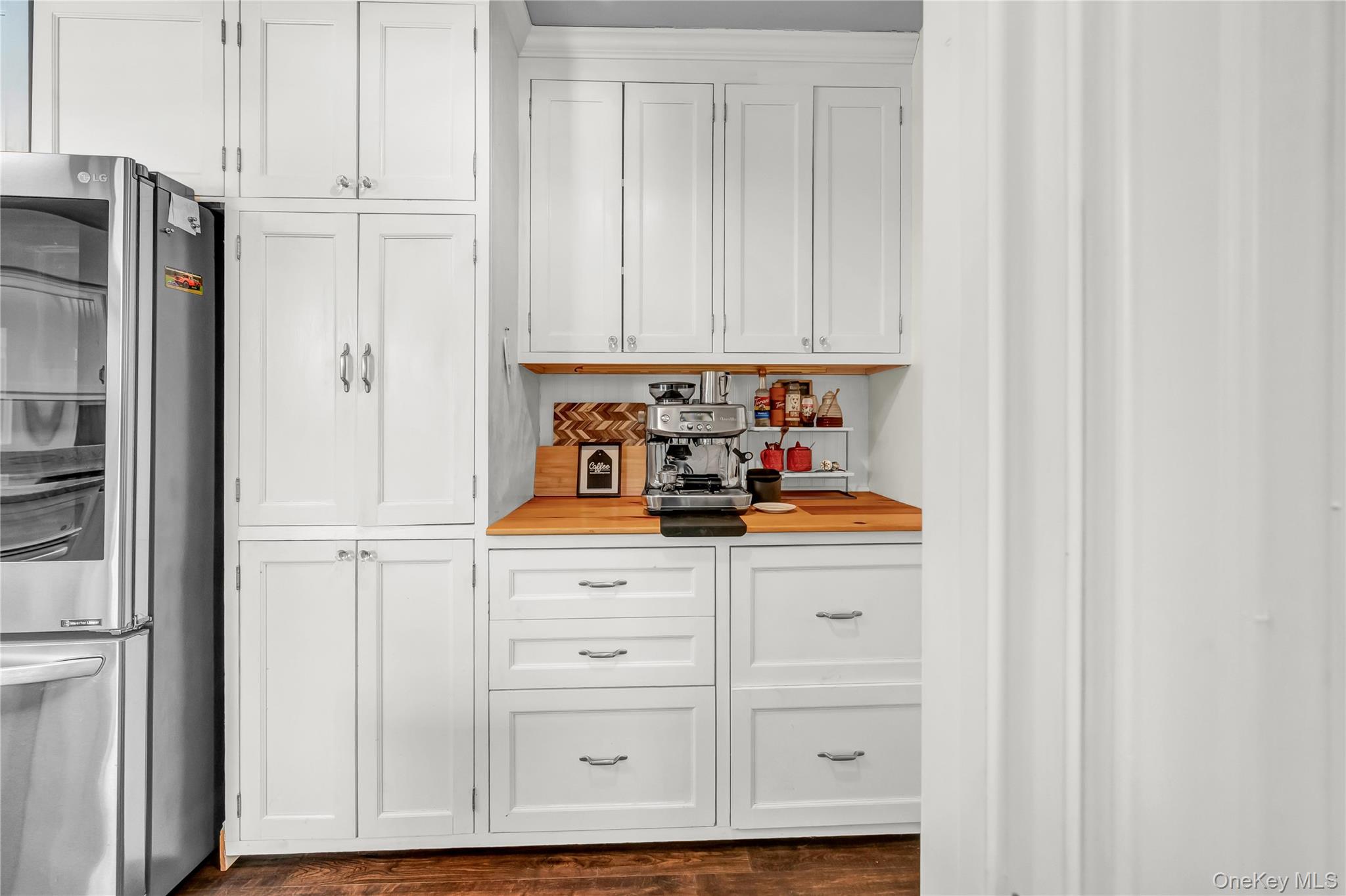 #13 photo, 6 Eisenhower Court, Hopewell Junction , NY 12533