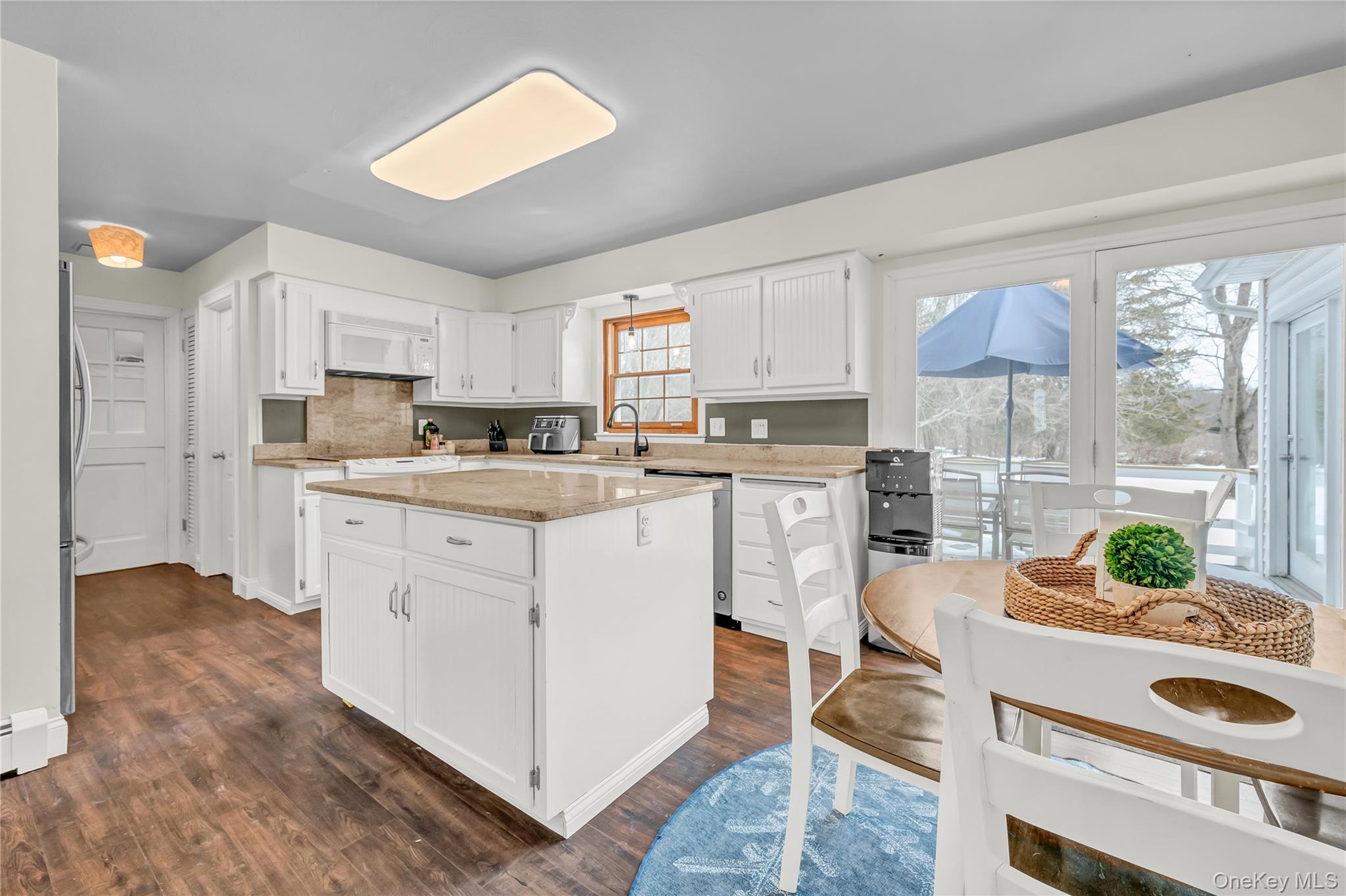 #6 photo, 6 Eisenhower Court, Hopewell Junction , NY 12533