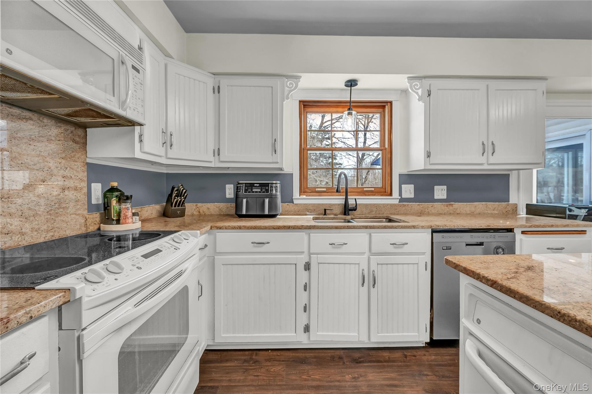 #9 photo, 6 Eisenhower Court, Hopewell Junction , NY 12533