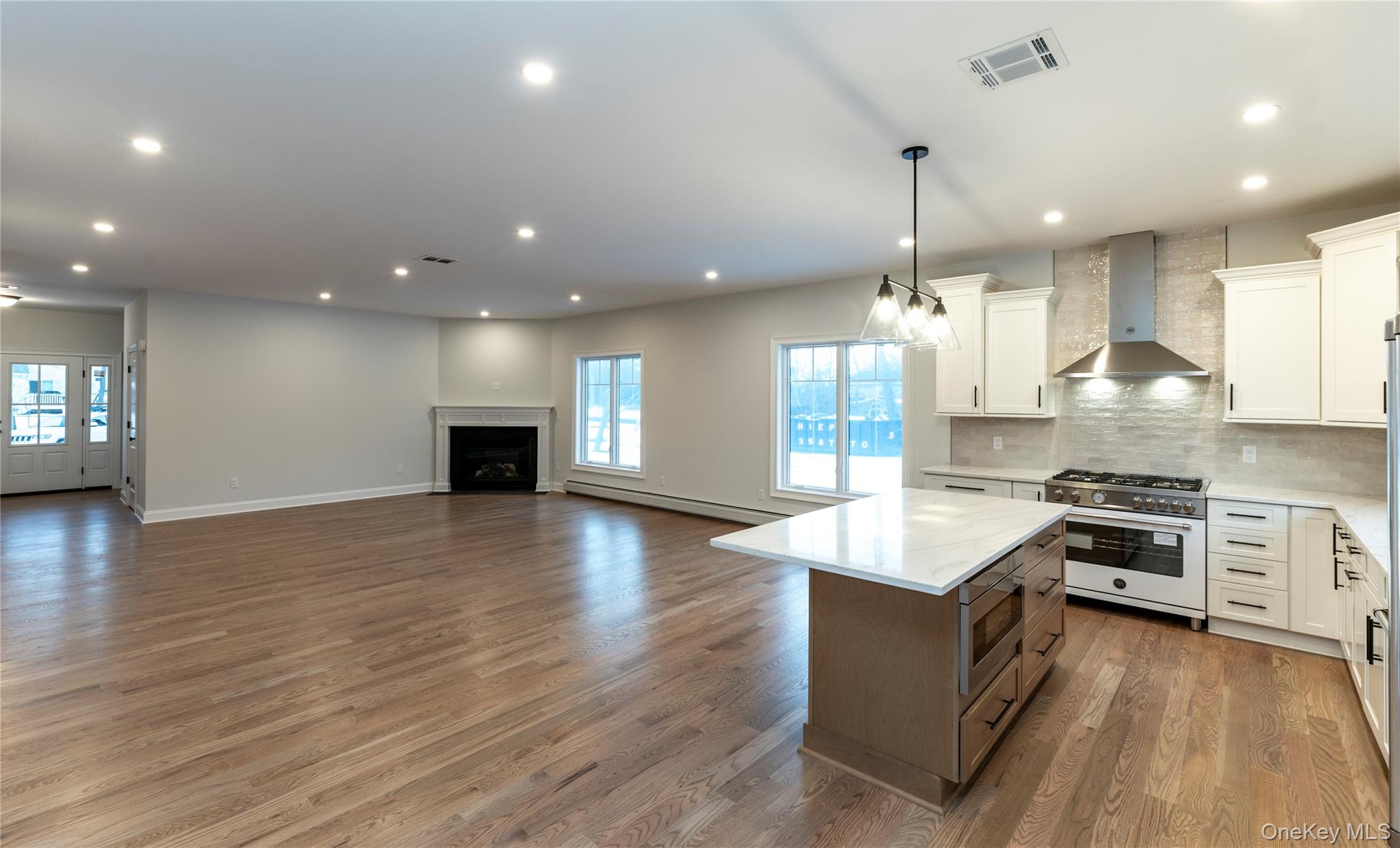 #12 photo, 352 Holt Drive, Pearl River , NY 10965