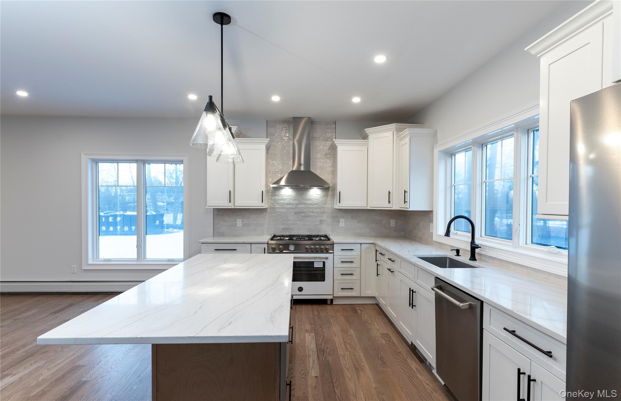 #14 photo, 352 Holt Drive, Pearl River , NY 10965