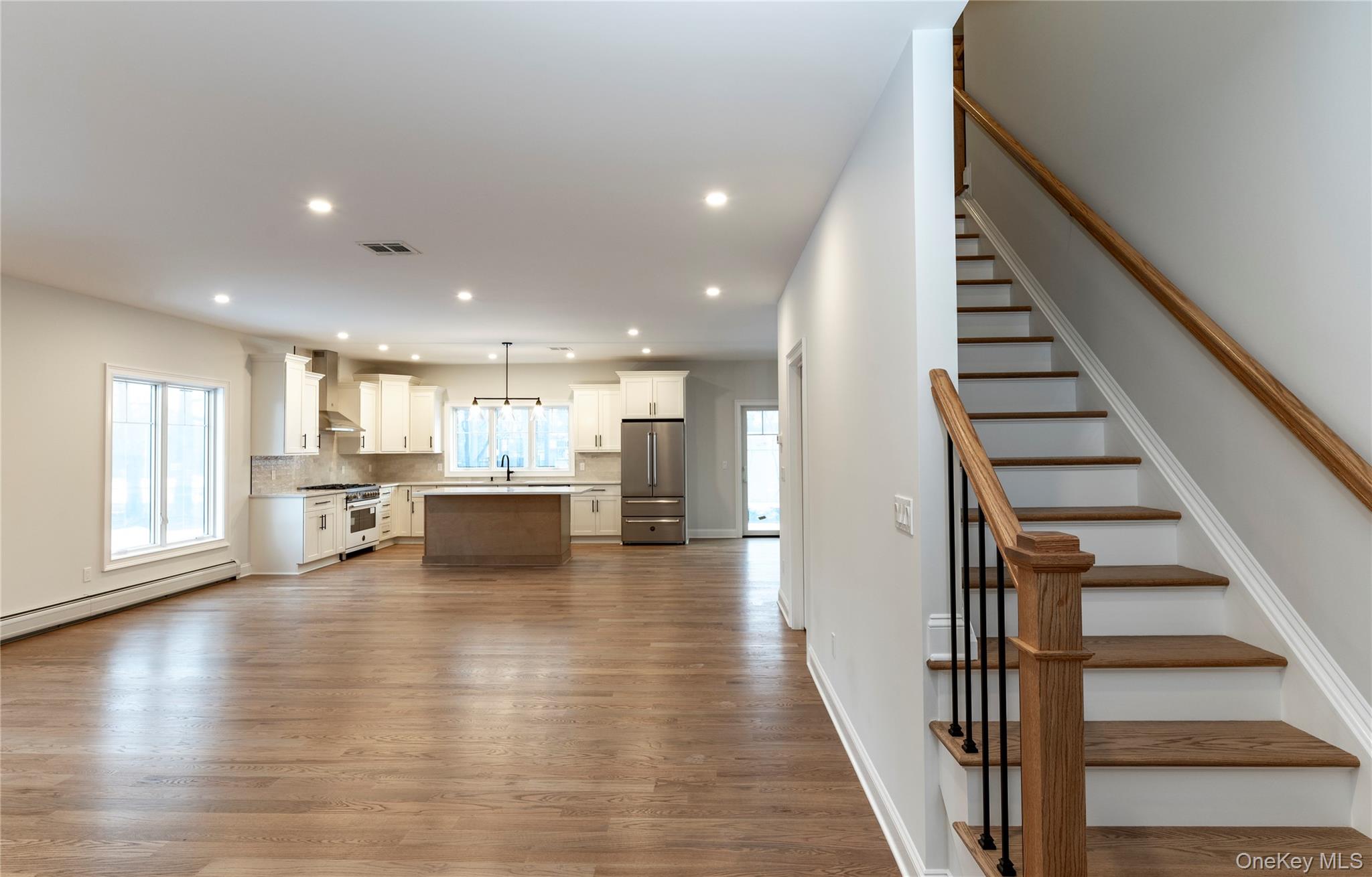 #6 photo, 352 Holt Drive, Pearl River , NY 10965