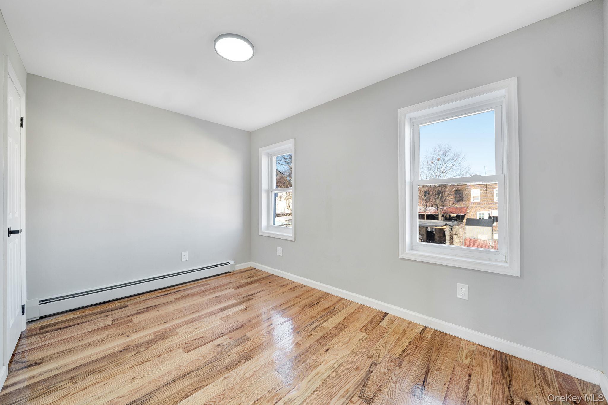 #15 photo, 114-23 200th Street, 皇后區 Saint Albans , NY 11412