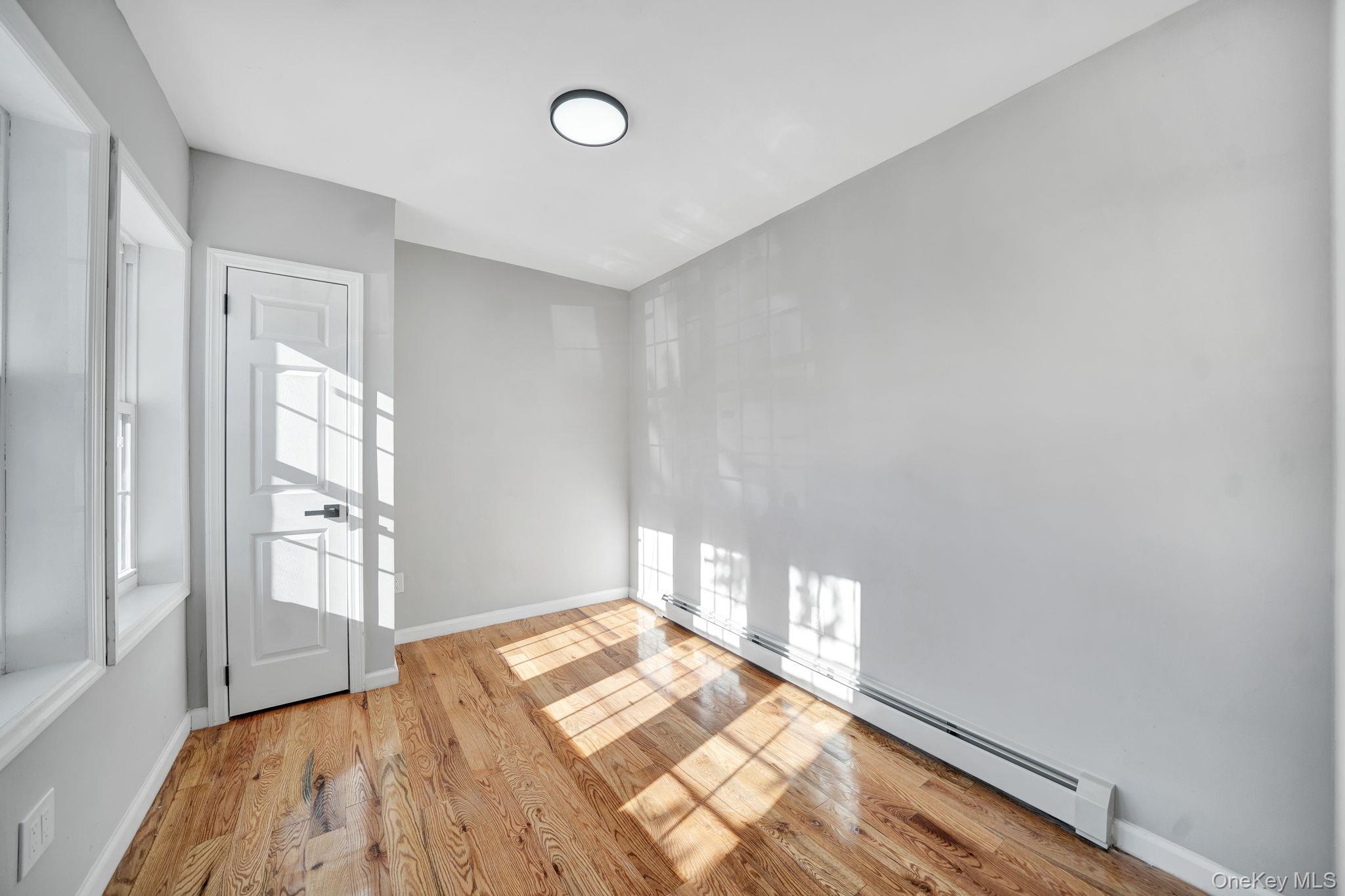 #4 photo, 114-23 200th Street, 皇后區 Saint Albans , NY 11412