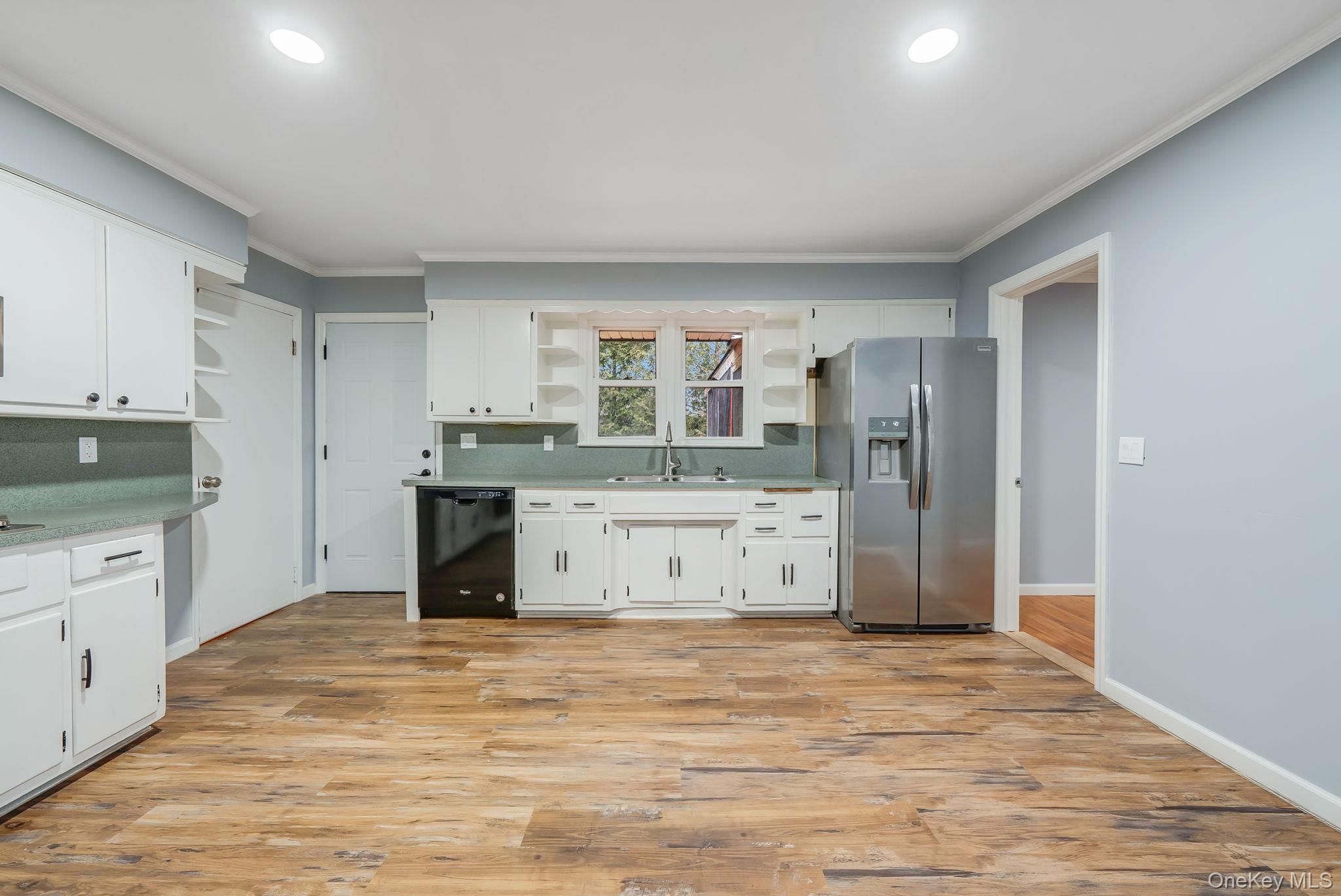 #7 photo, 36 Maple Lane, Shirley , NY 11967