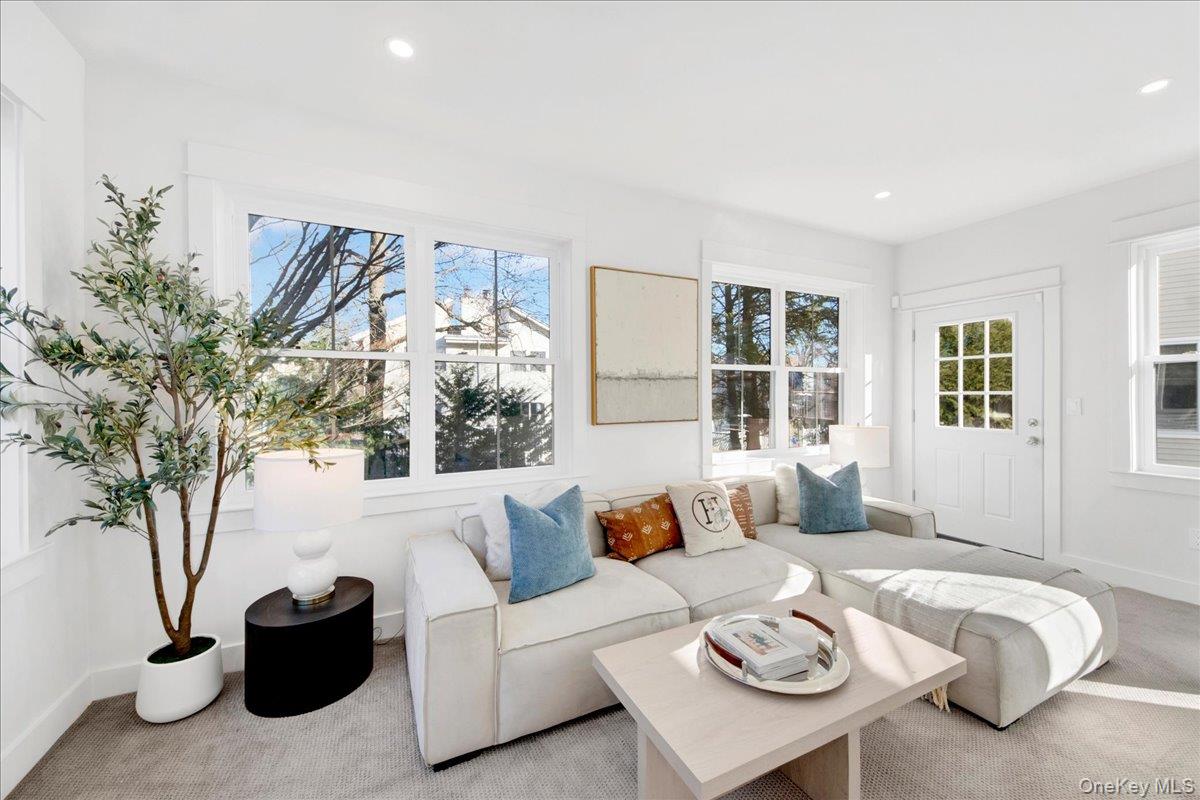 #10 photo, 410 Third Avenue, Pelham , NY 10803