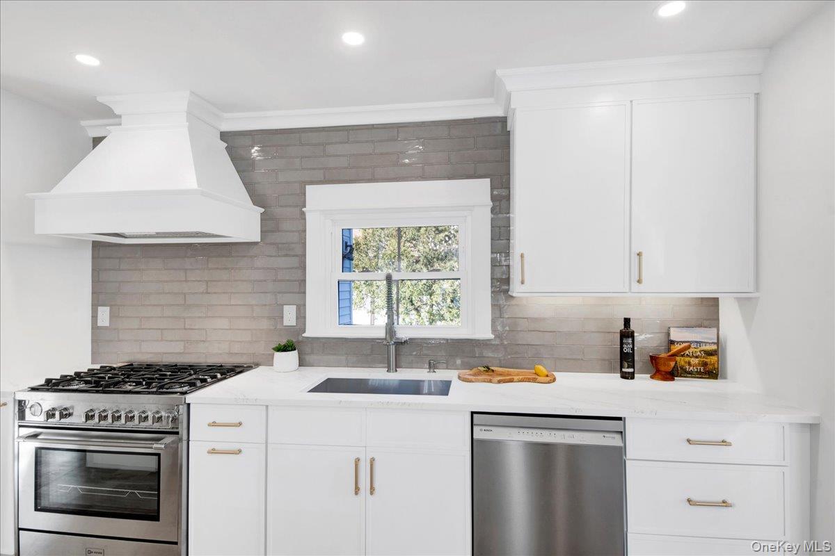 #8 photo, 410 Third Avenue, Pelham , NY 10803