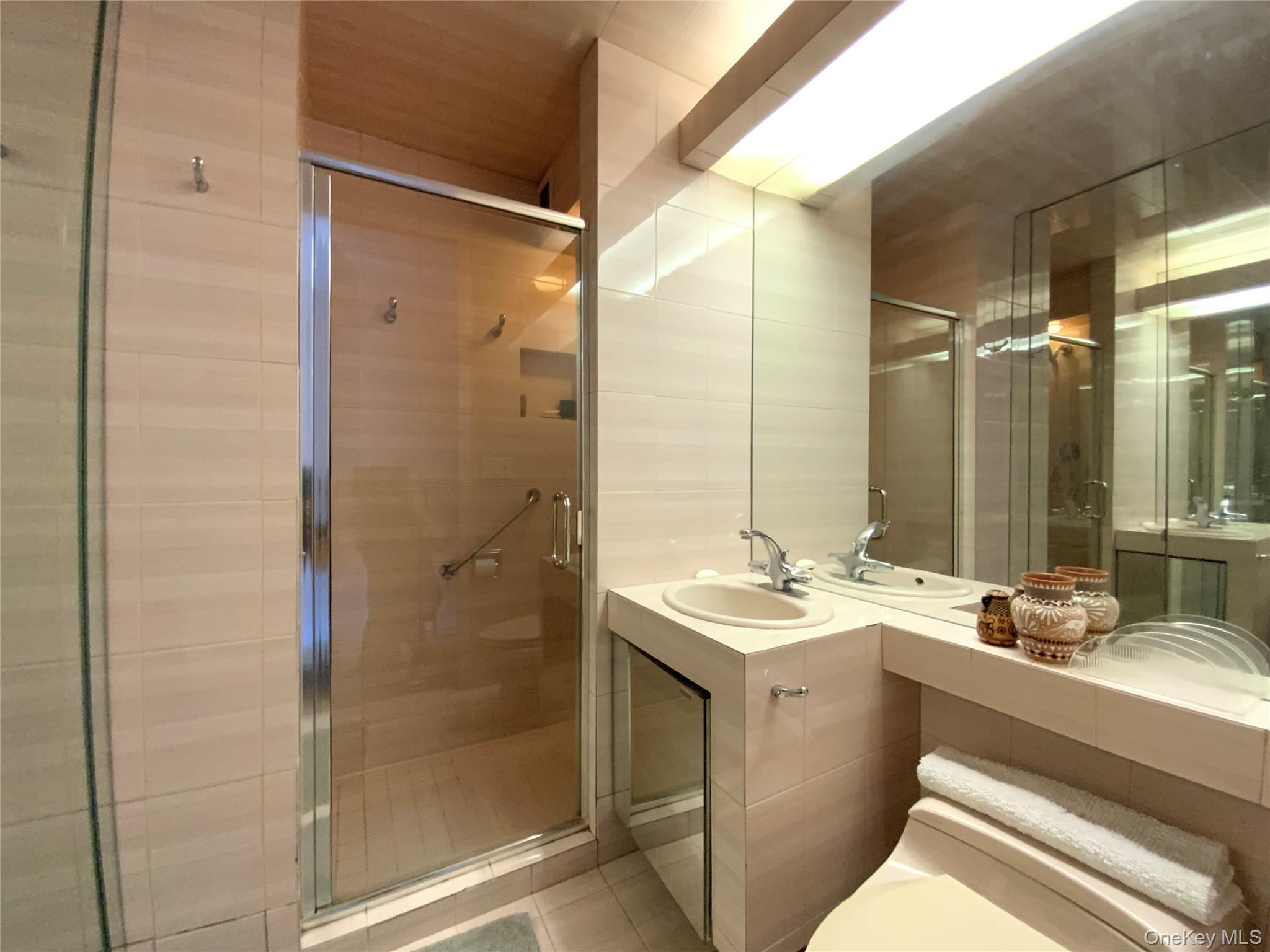 #20 photo, 26910 Grand Central Parkway, Floral Park , NY 11005