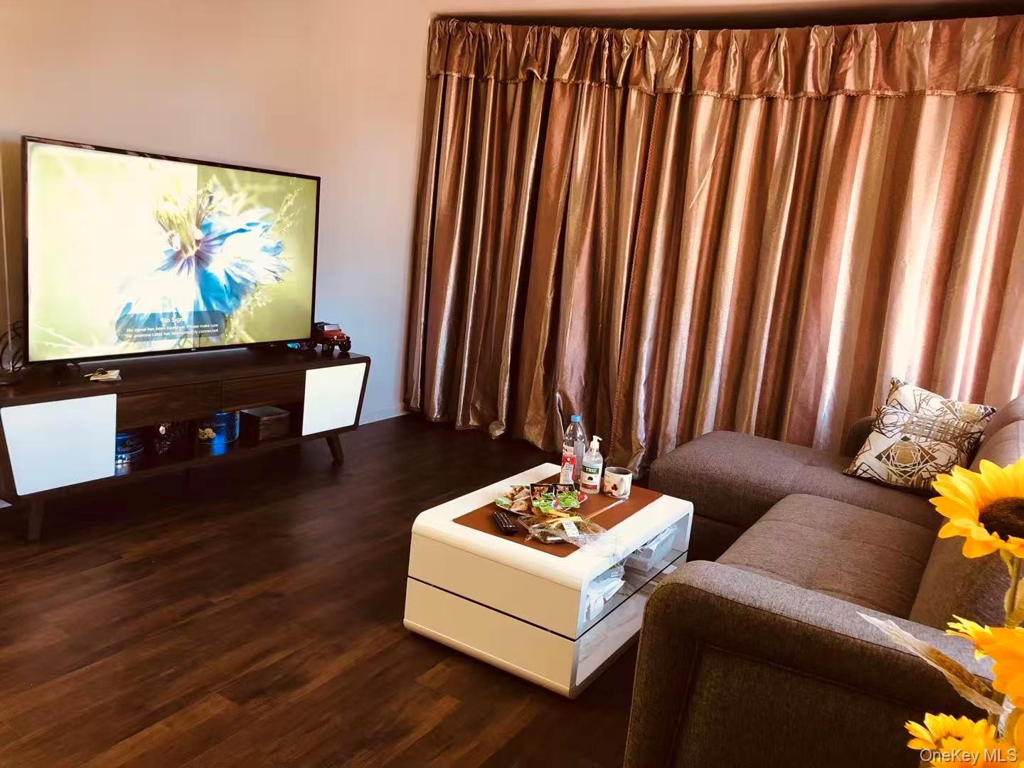 #3 photo, 14340 41st Avenue, كوينز Flushing , NY 11355