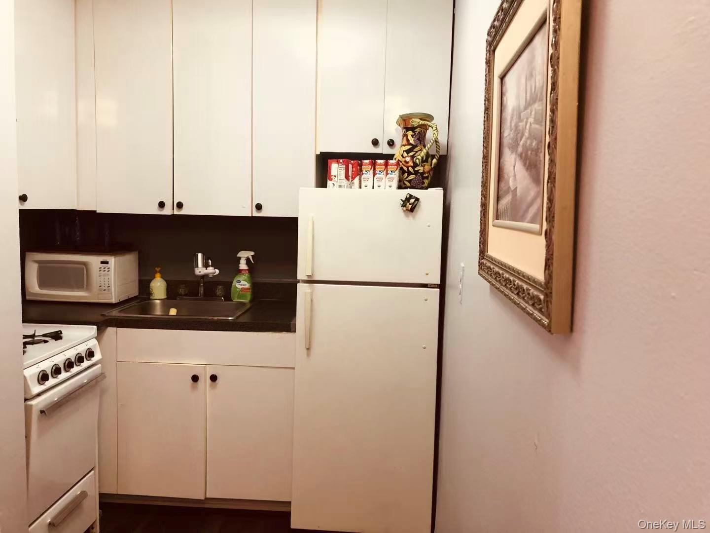 #6 photo, 14340 41st Avenue, كوينز Flushing , NY 11355