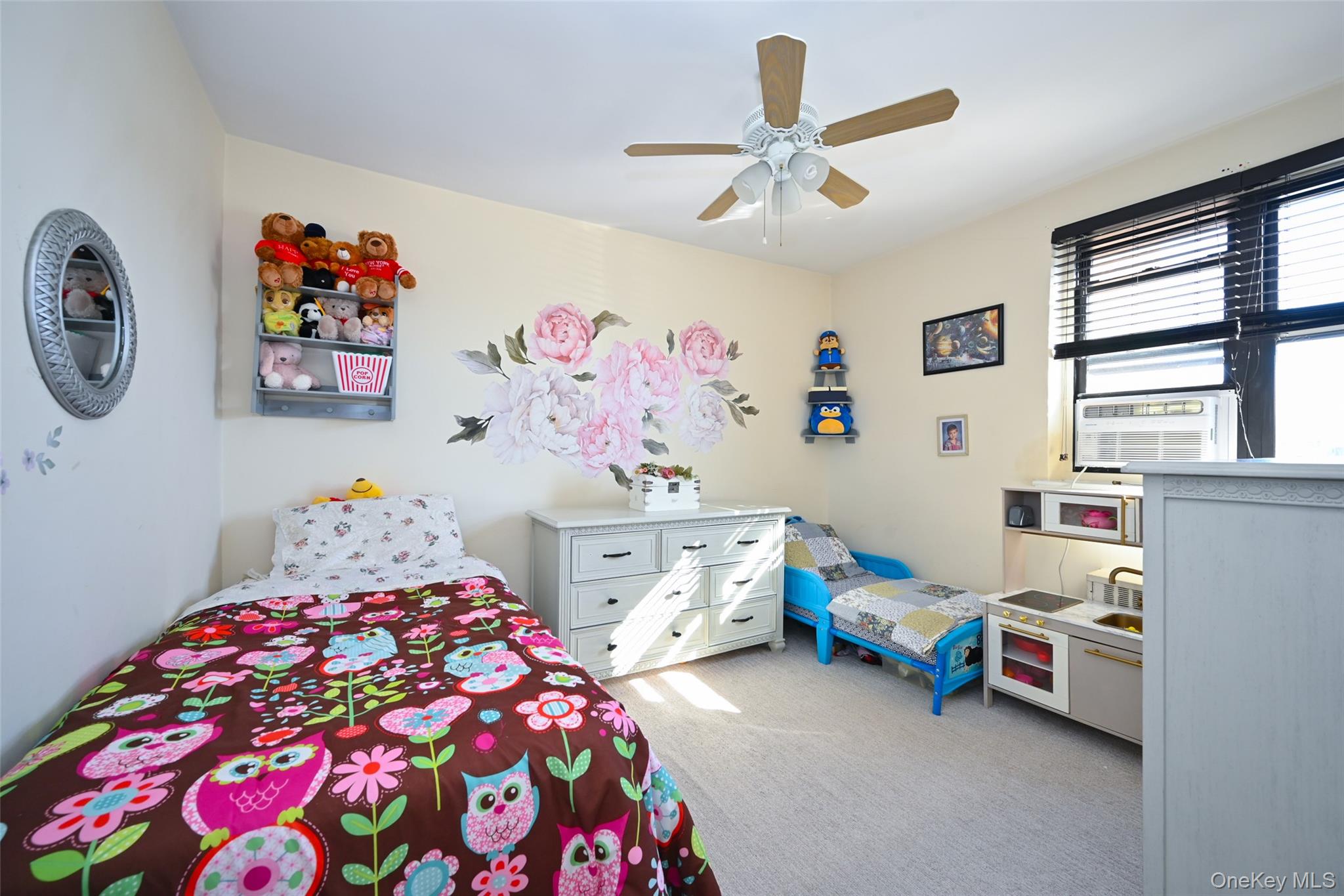 #11 photo, 36-44 172 Street, קווינס Flushing , NY 11358