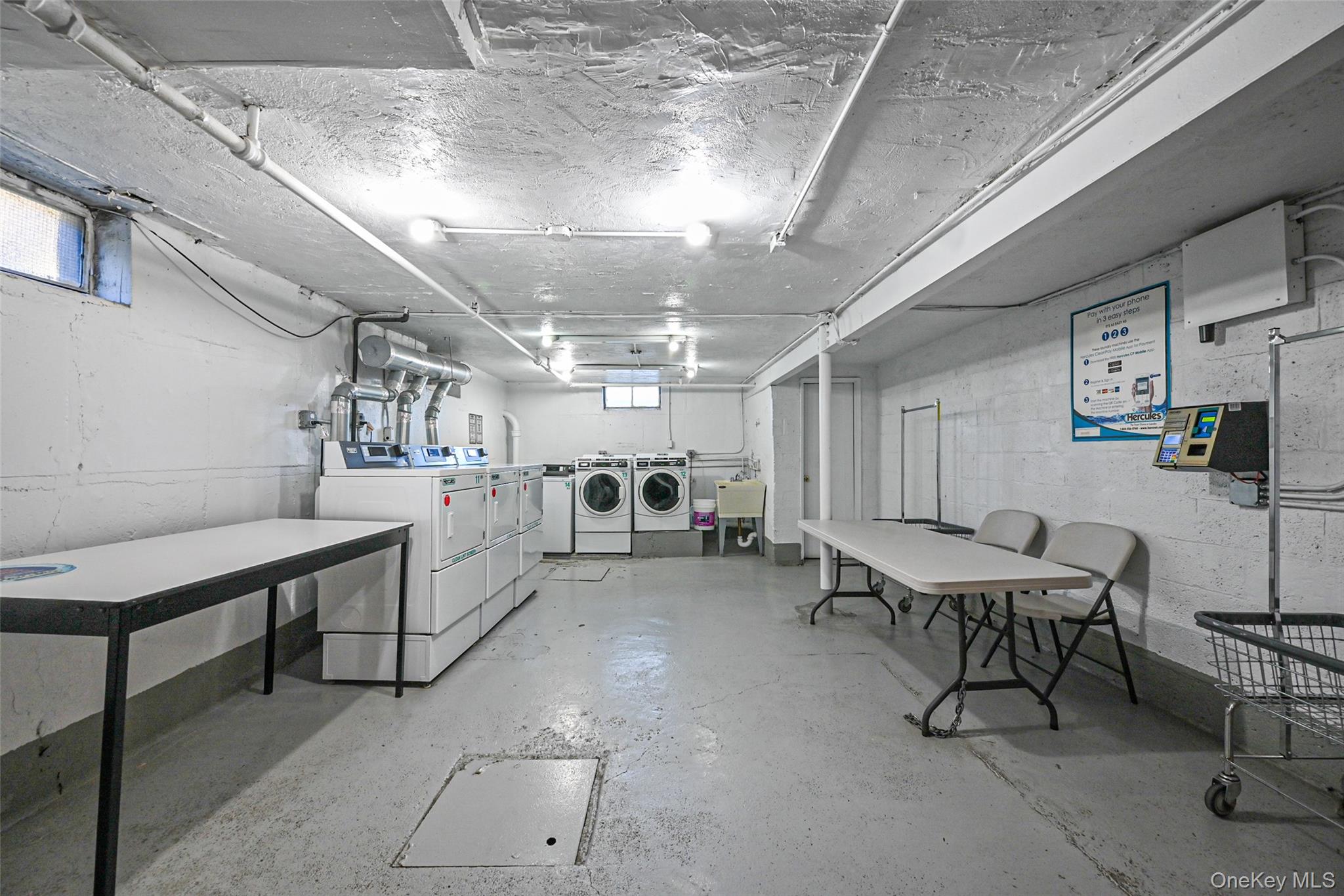 #16 photo, 36-44 172 Street, קווינס Flushing , NY 11358