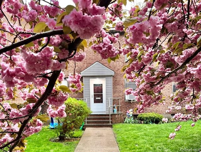 #17 photo, 36-44 172 Street, קווינס Flushing , NY 11358