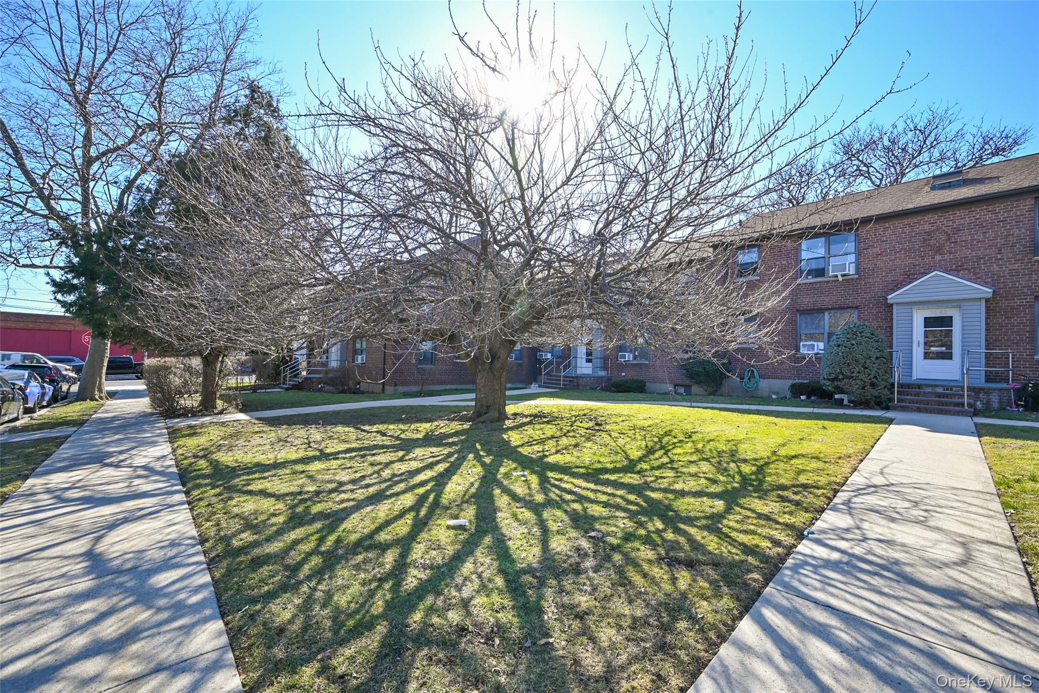 #3 photo, 36-44 172 Street, קווינס Flushing , NY 11358