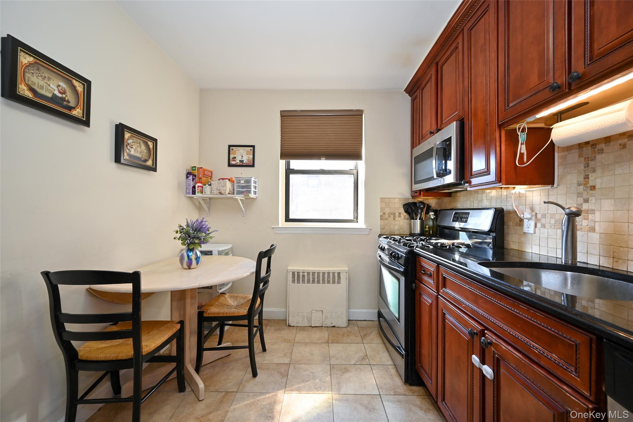 #5 photo, 36-44 172 Street, קווינס Flushing , NY 11358
