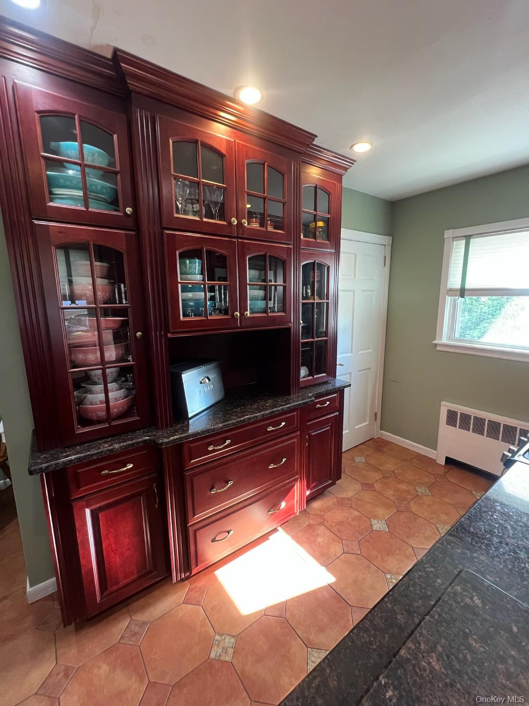 #13 photo, 158 Lincoln Avenue, Rockville Centre , NY 11570