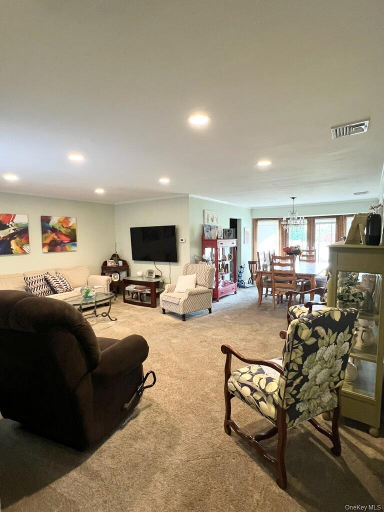 #8 photo, 158 Lincoln Avenue, Rockville Centre , NY 11570