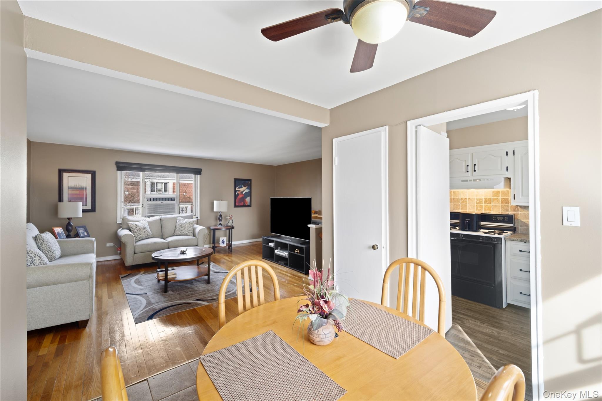 #10 photo, 226-10 Manor Road, Queens Village , NY 11427