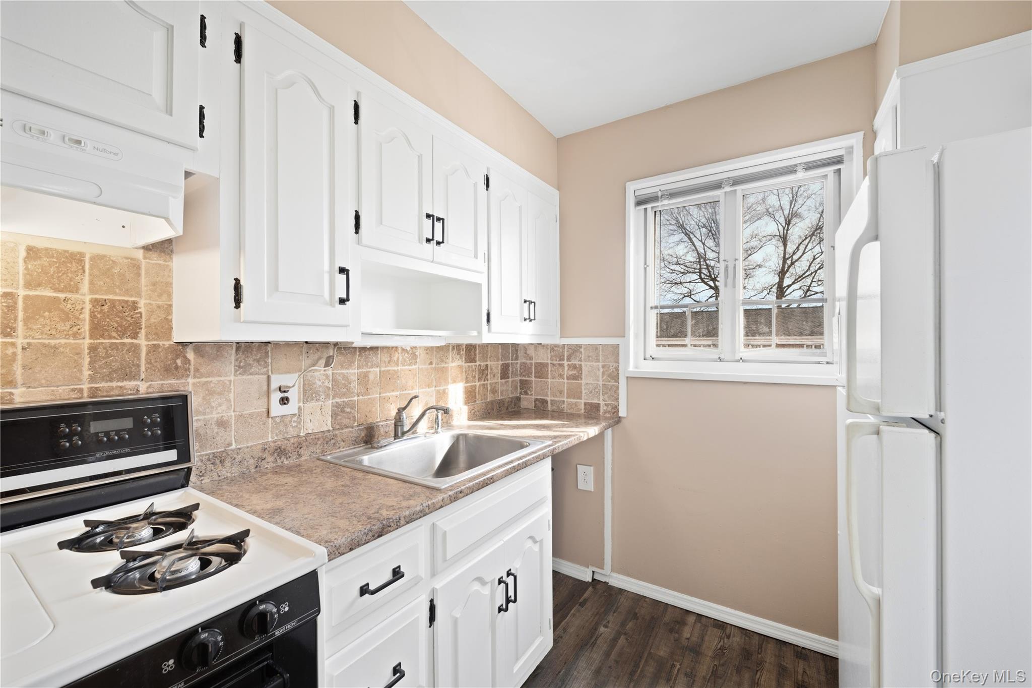 #12 photo, 226-10 Manor Road, Queens Village , NY 11427