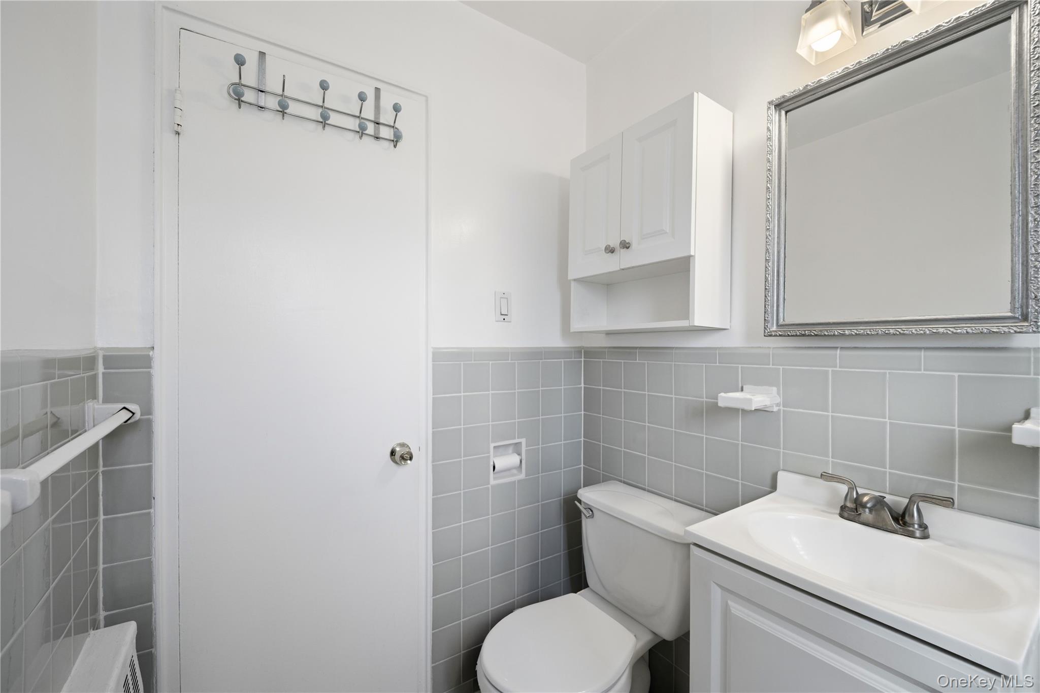 #18 photo, 226-10 Manor Road, Queens Village , NY 11427