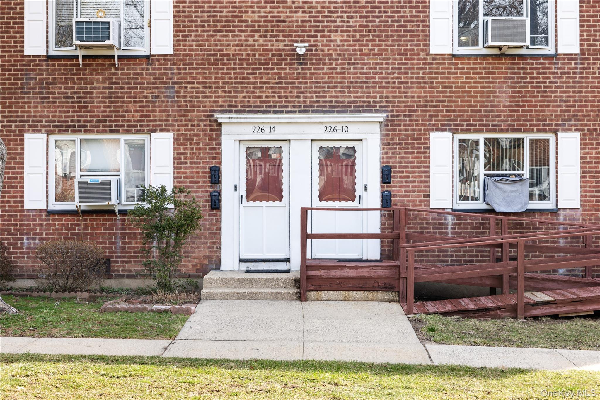 #3 photo, 226-10 Manor Road, Queens Village , NY 11427