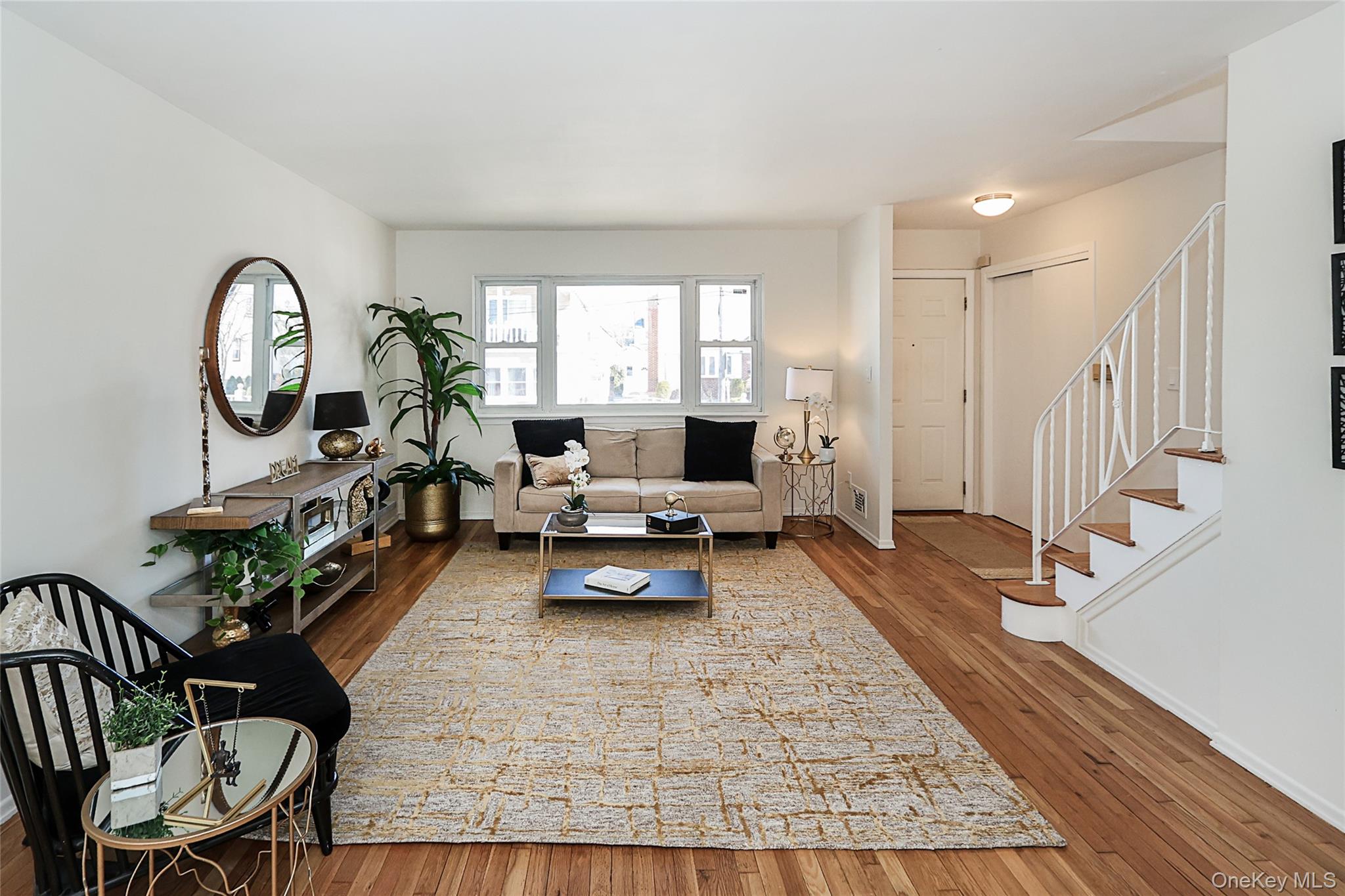 #3 photo, 21614 132nd Road, קווינס Springfield Gardens , NY 11413