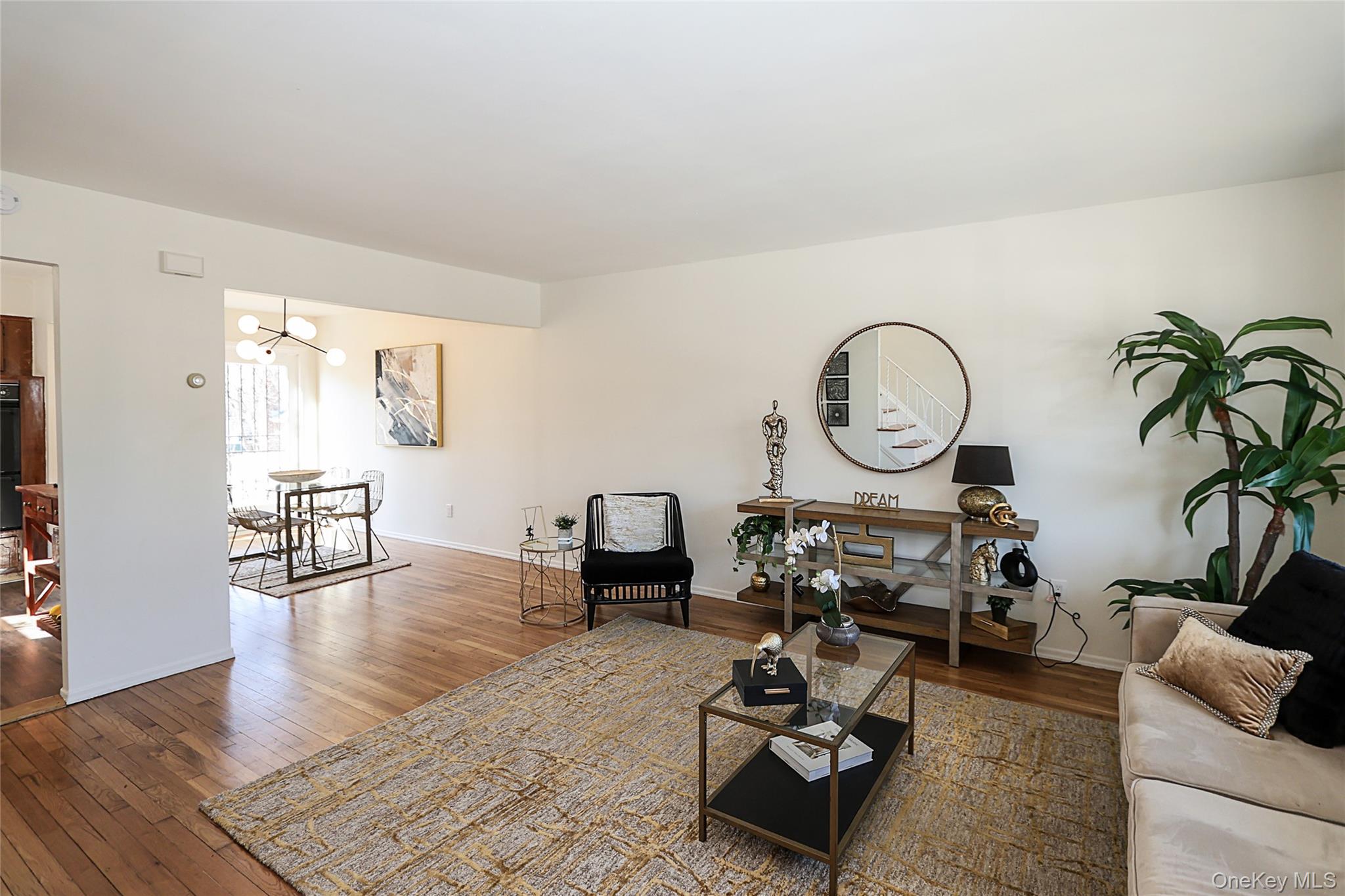 #5 photo, 21614 132nd Road, קווינס Springfield Gardens , NY 11413