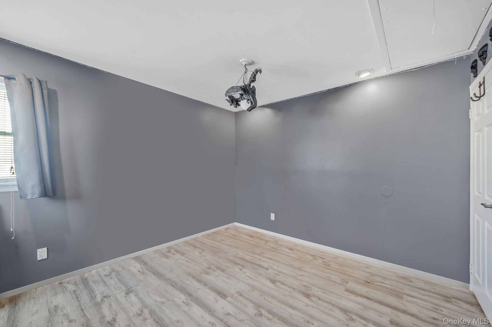 #17 photo, 8 Sunset Avenue, 롱 아일랜드 Wheatley Heights , NY 11798