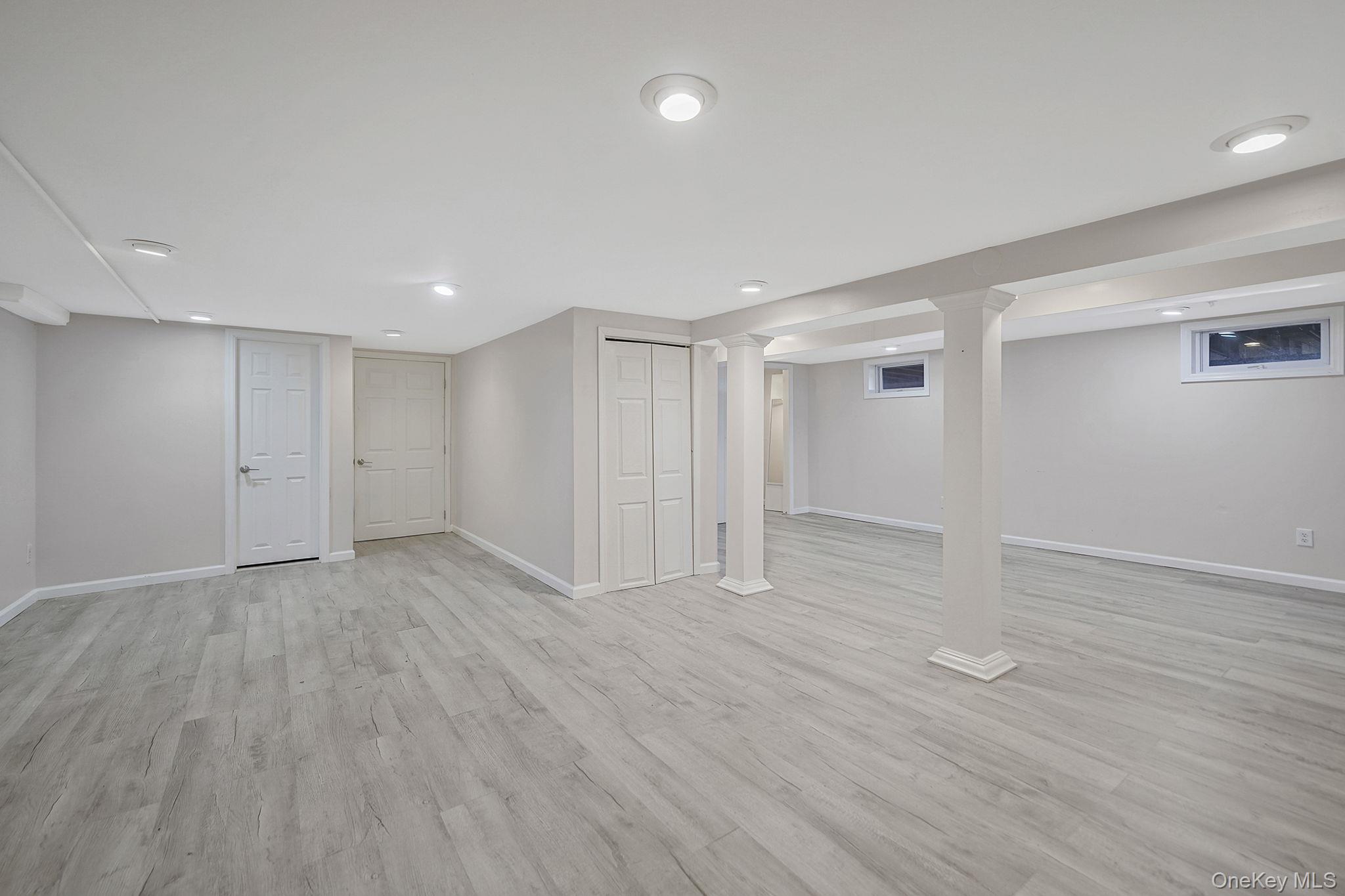 #19 photo, 8 Sunset Avenue, 롱 아일랜드 Wheatley Heights , NY 11798