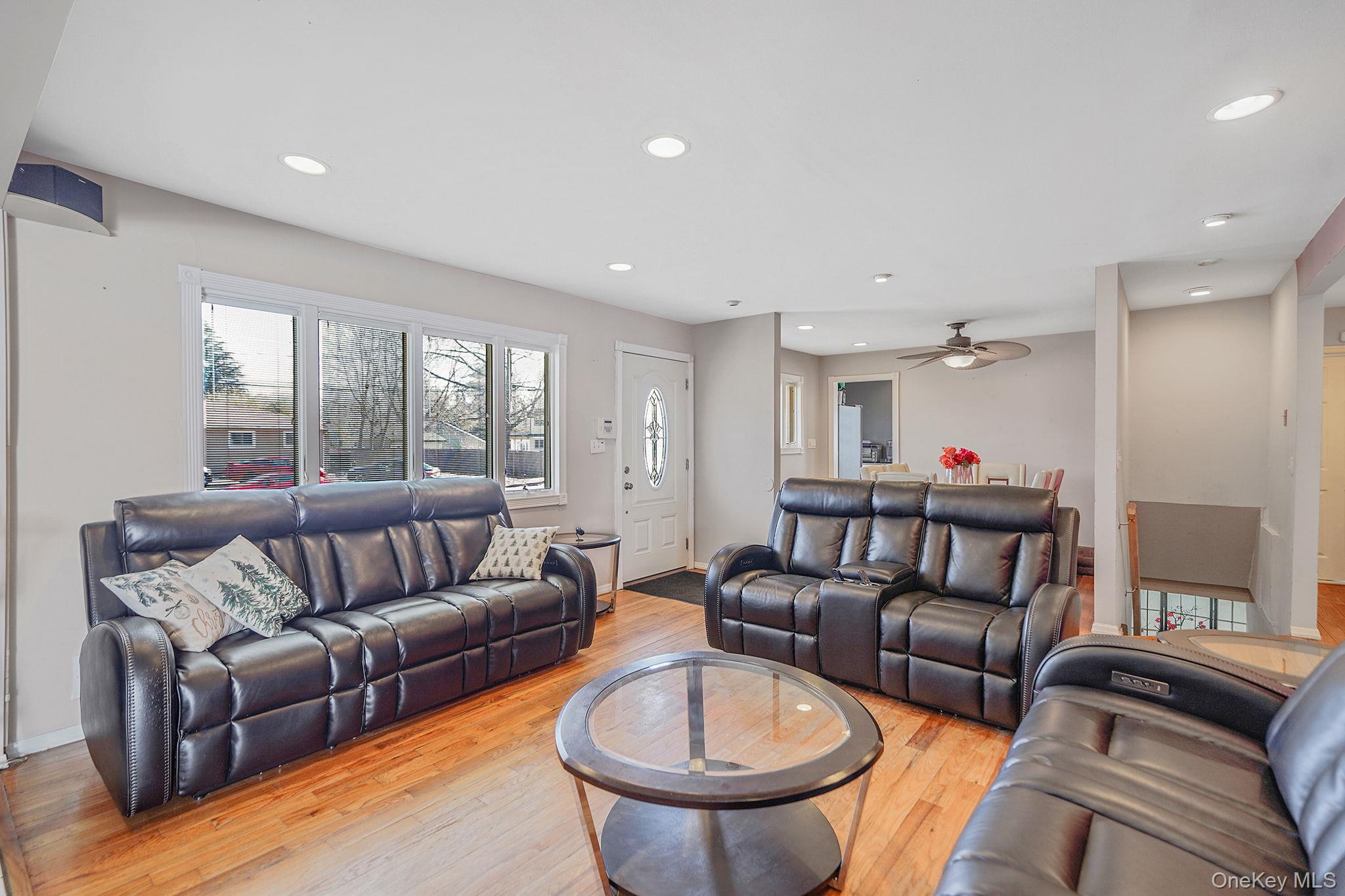 #6 photo, 8 Sunset Avenue, 롱 아일랜드 Wheatley Heights , NY 11798