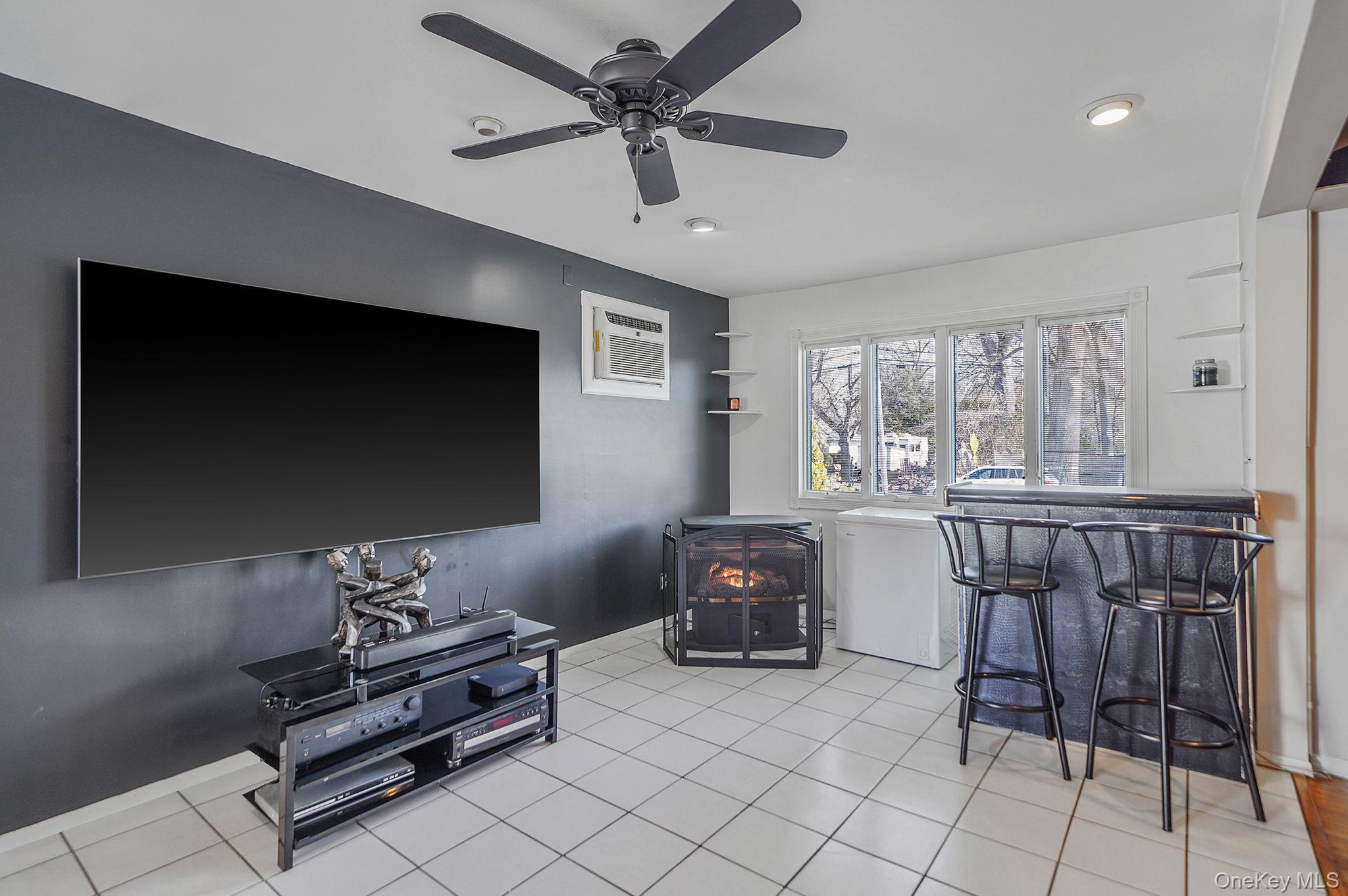 #9 photo, 8 Sunset Avenue, 롱 아일랜드 Wheatley Heights , NY 11798