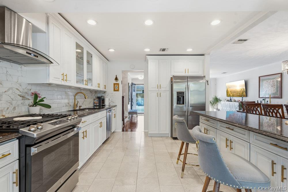 #14 photo, 20 Vista Road, Нассау ‖ Plainview , NY 11803