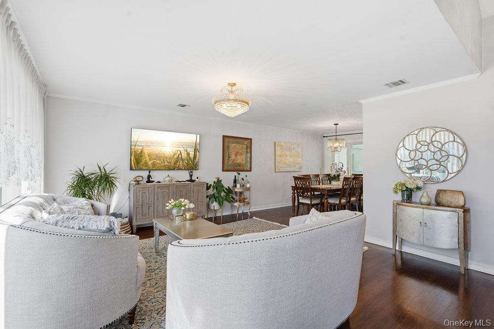 #4 photo, 20 Vista Road, Нассау ‖ Plainview , NY 11803