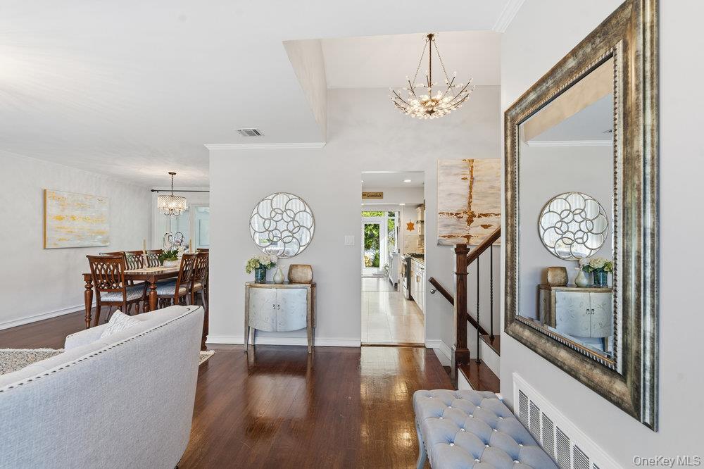 #5 photo, 20 Vista Road, Нассау ‖ Plainview , NY 11803