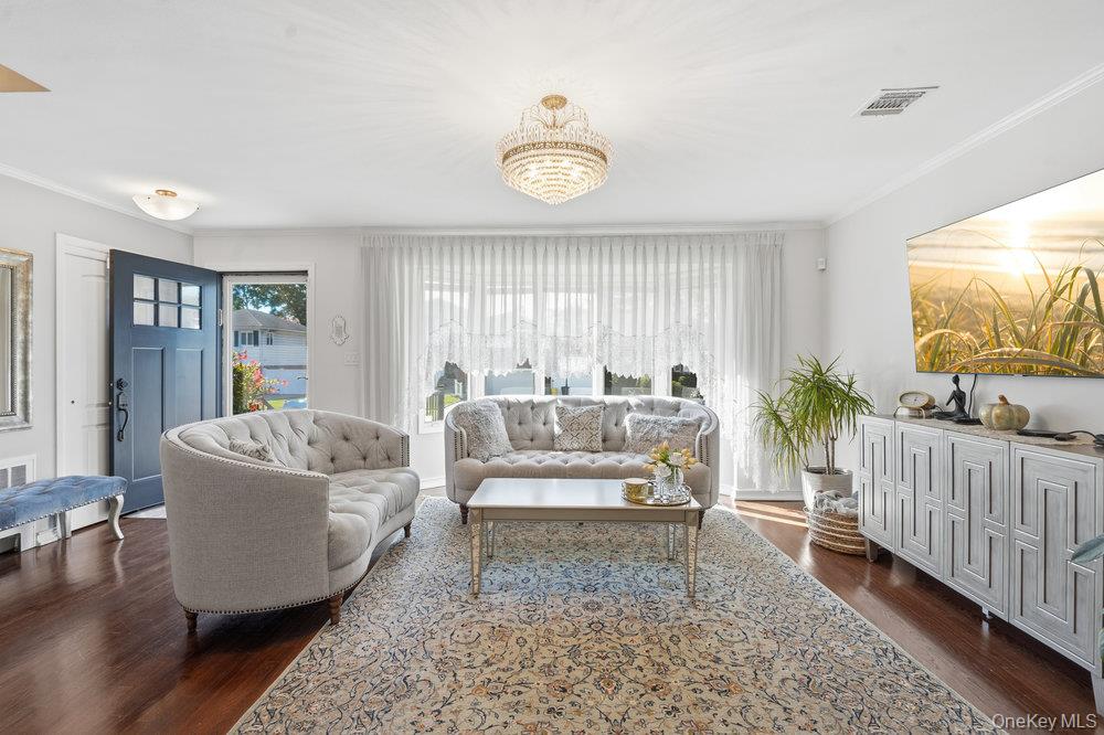 #8 photo, 20 Vista Road, Нассау ‖ Plainview , NY 11803