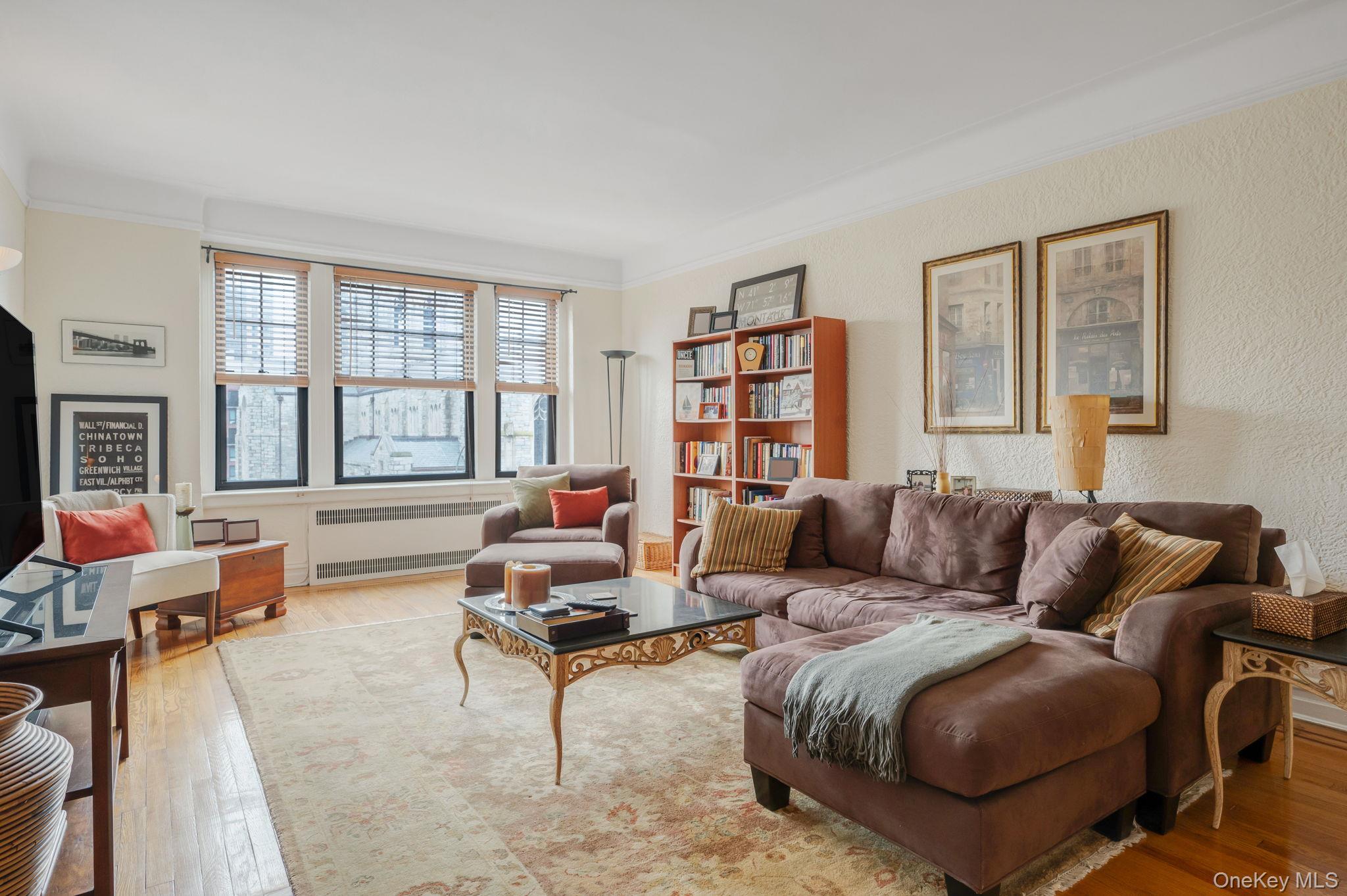 #19 photo, 109-14 Ascan Avenue, Forest Hills , NY 11375