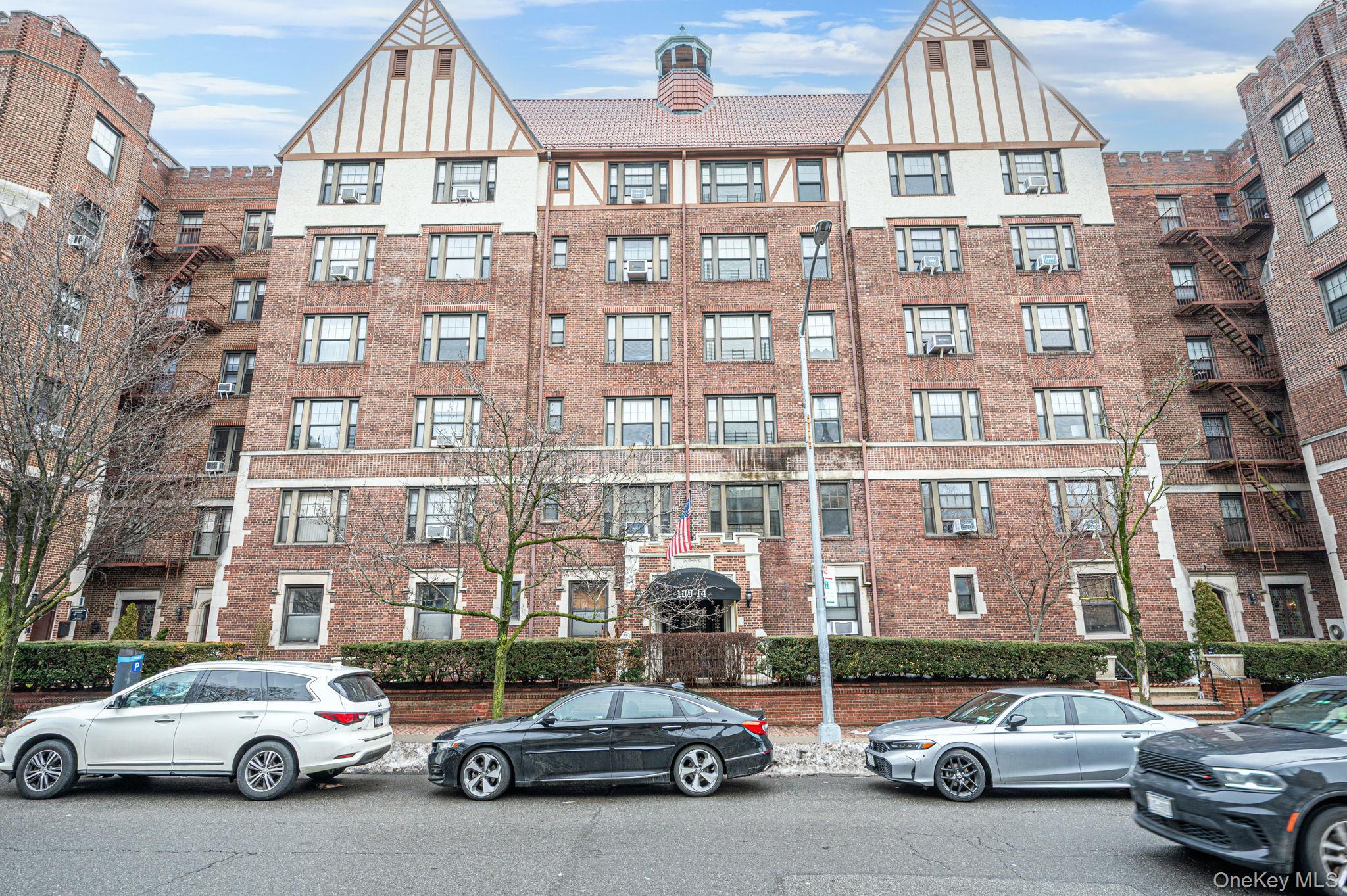 #4 photo, 109-14 Ascan Avenue, Forest Hills , NY 11375