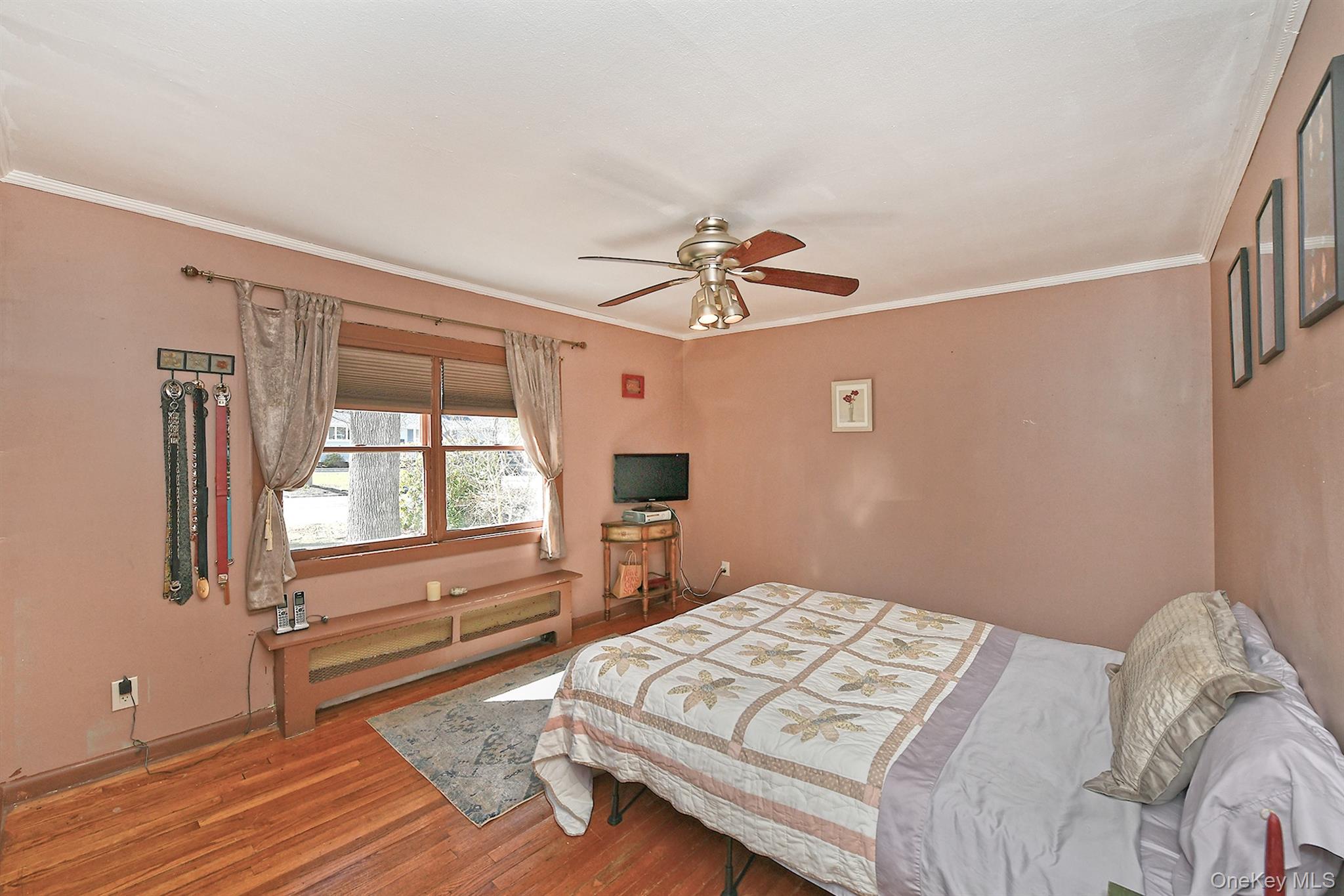 #12 photo, 37 Chester Street, East Northport , NY 11731