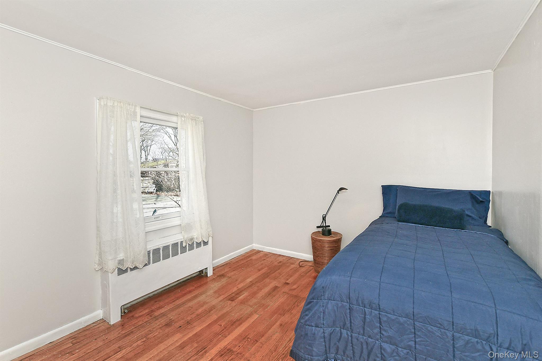 #14 photo, 37 Chester Street, East Northport , NY 11731