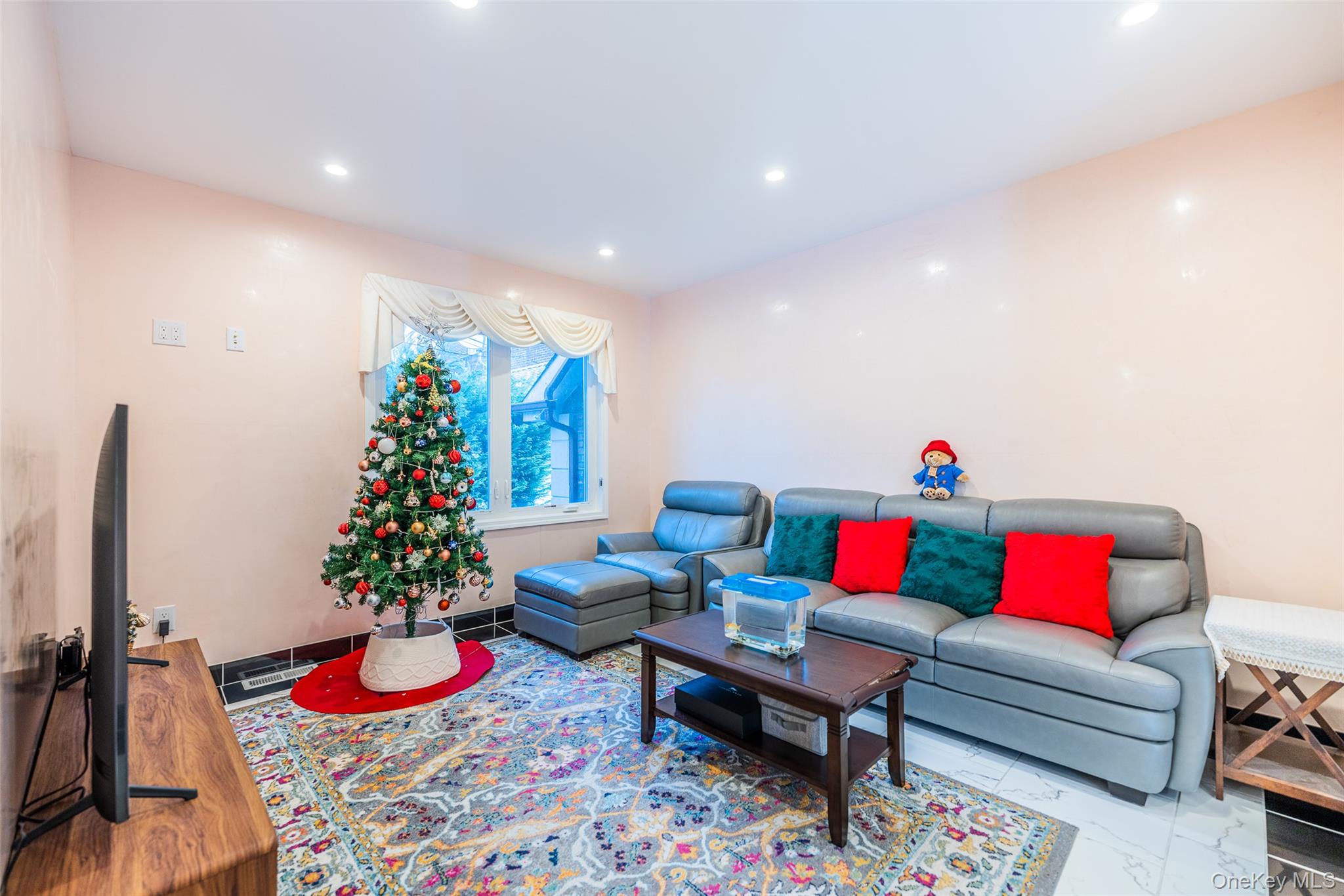 #7 photo, 10825 Union Turnpike, Forest Hills , NY 11375