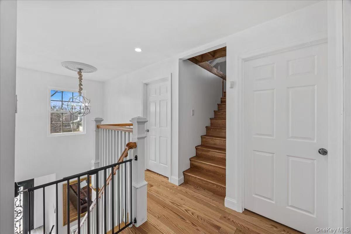 #11 photo, 642 Lenore Lane, 长岛 Elmont , NY 11003