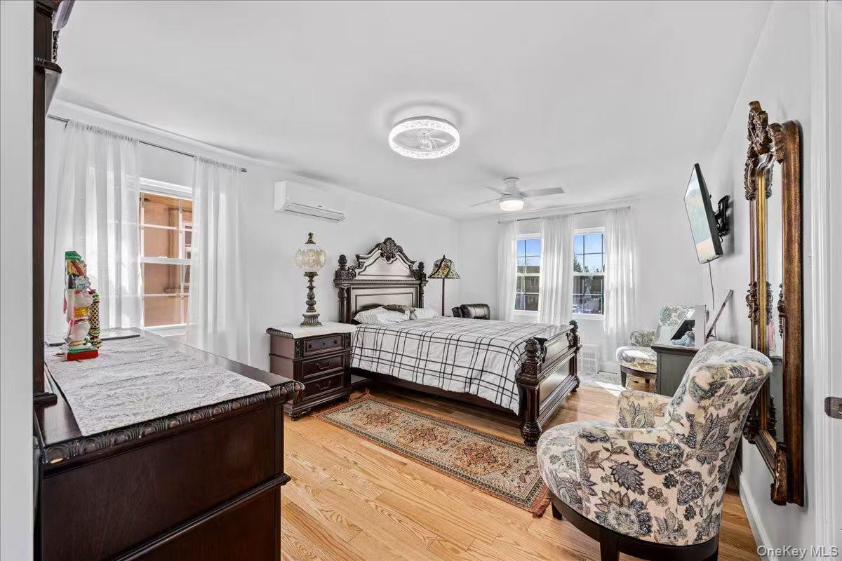 #18 photo, 642 Lenore Lane, 长岛 Elmont , NY 11003