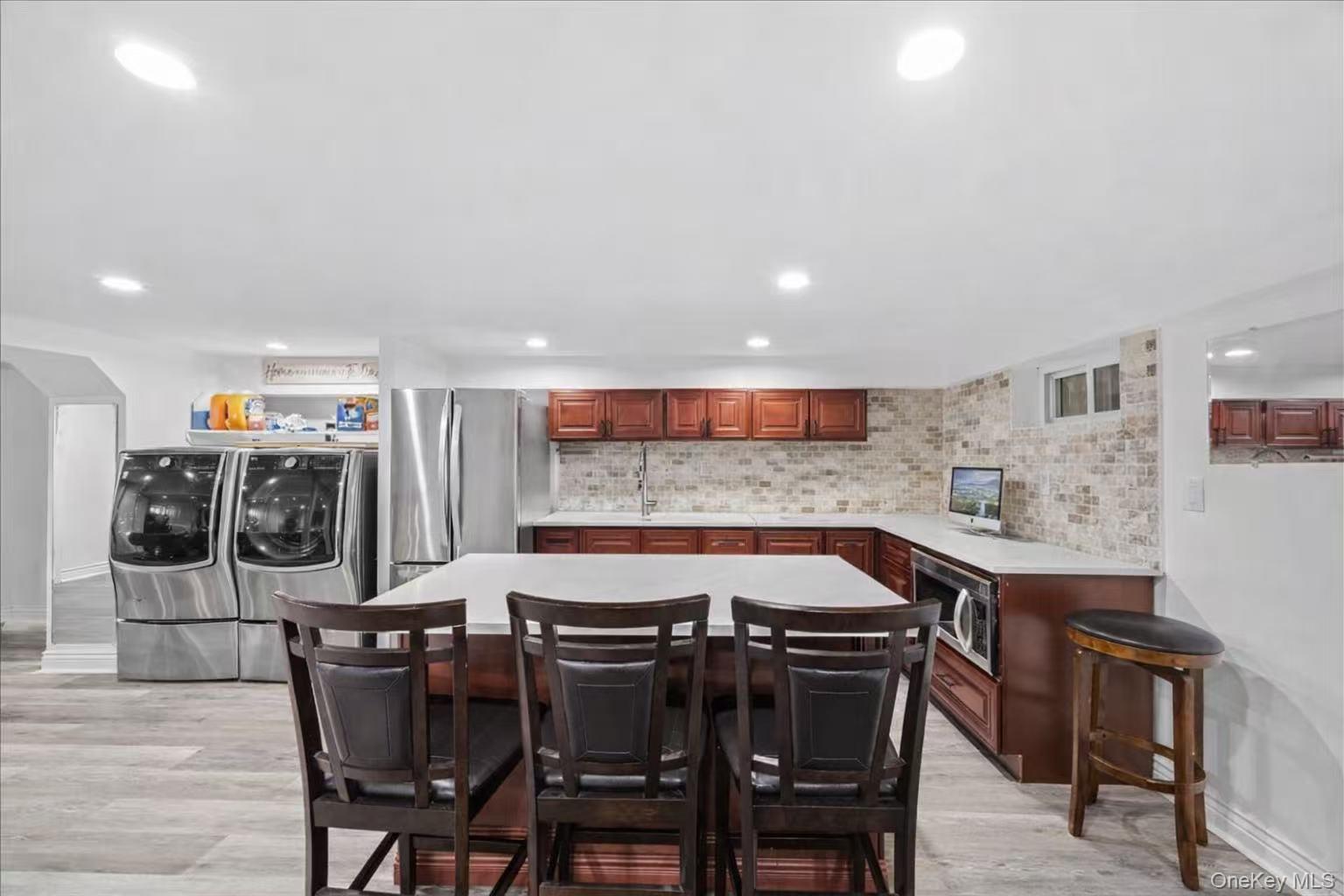 #2 photo, 642 Lenore Lane, 长岛 Elmont , NY 11003