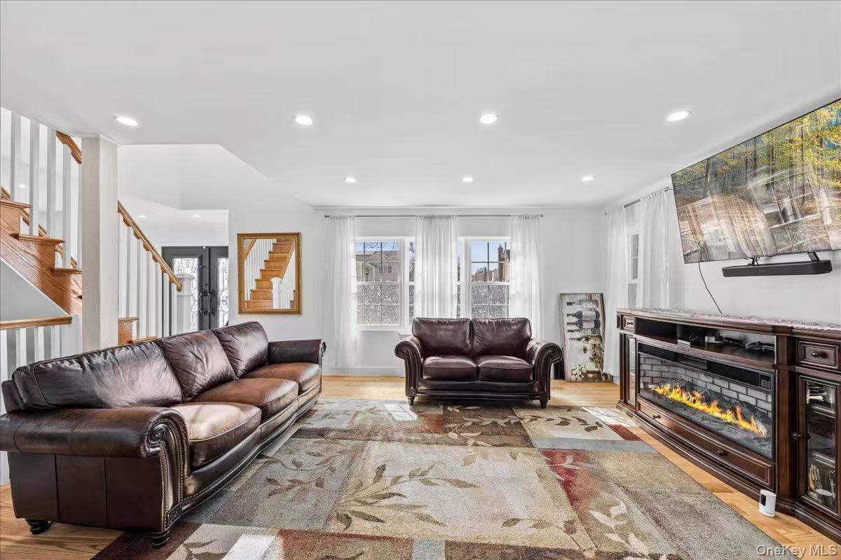 #5 photo, 642 Lenore Lane, 长岛 Elmont , NY 11003