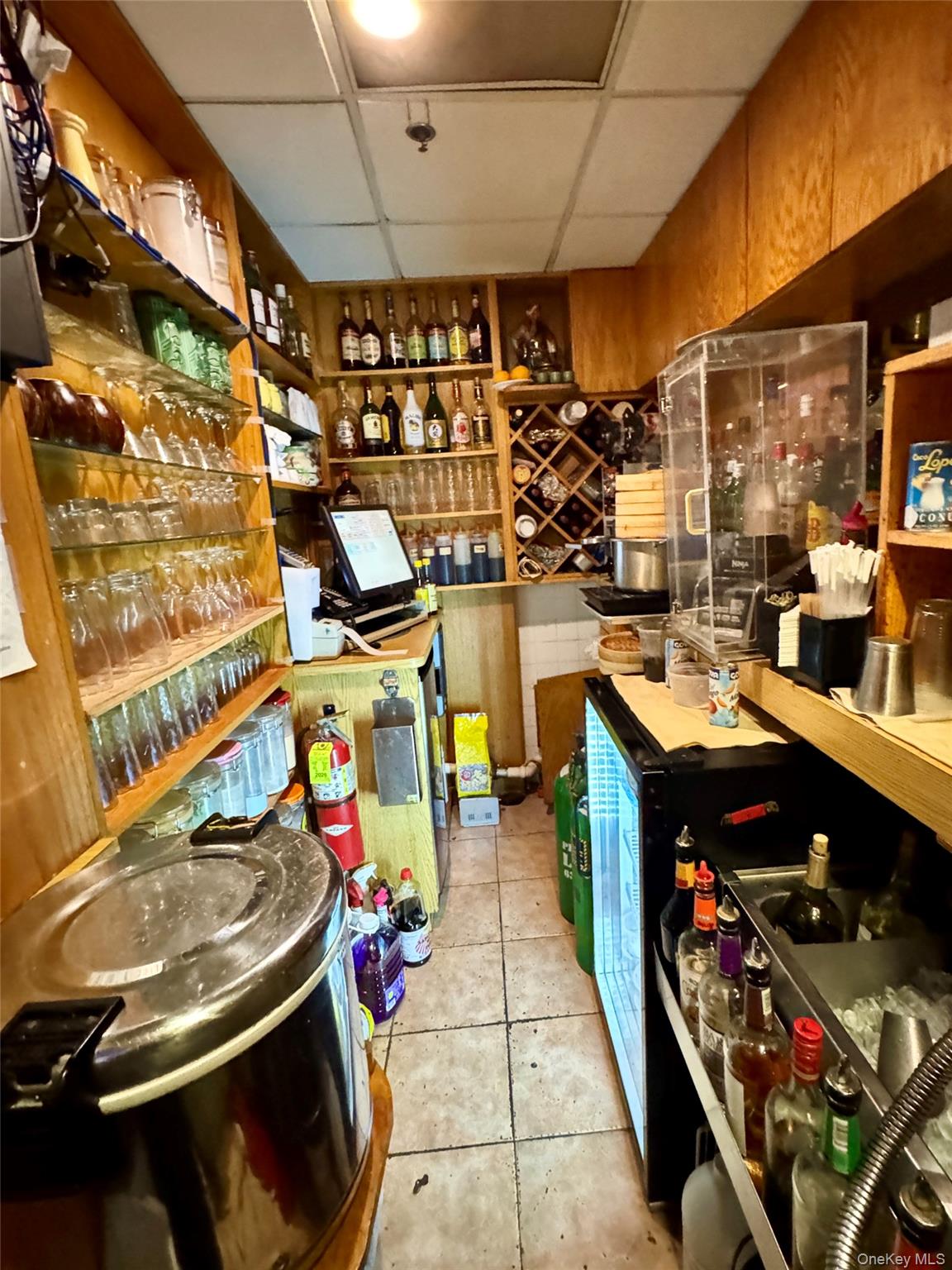 #6 photo, 46 E Sunrise Highway, Lindenhurst , NY 11757