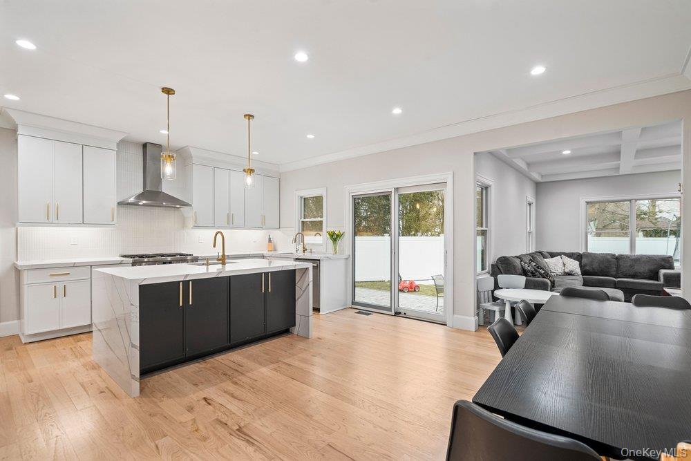 #14 photo, 43 Voorhis Drive, מחוז נסאו Old Bethpage , NY 11804