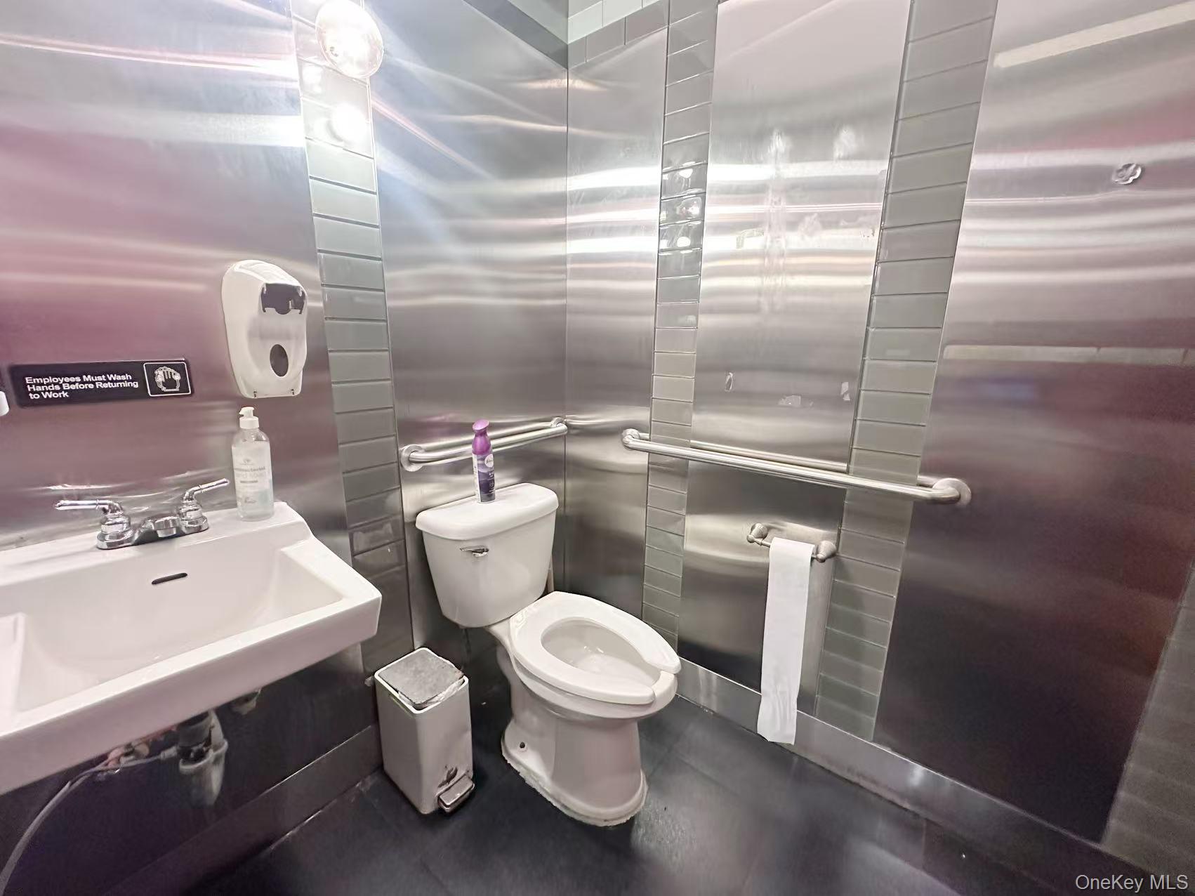 #6 photo, 157-22 NORTHERN Boulevard, קווינס Flushing , NY 11354