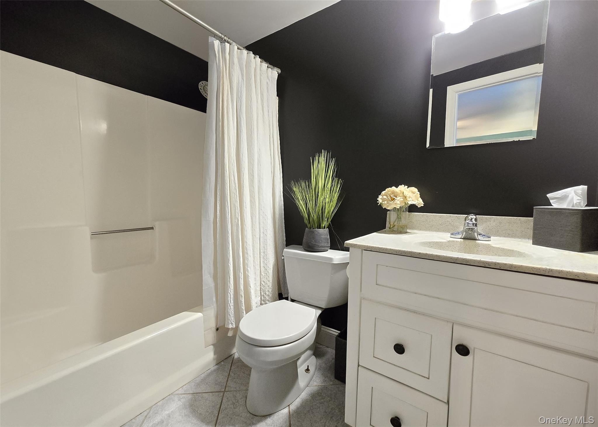 #13 photo, 1462 Claas Avenue, Holbrook , NY 11741